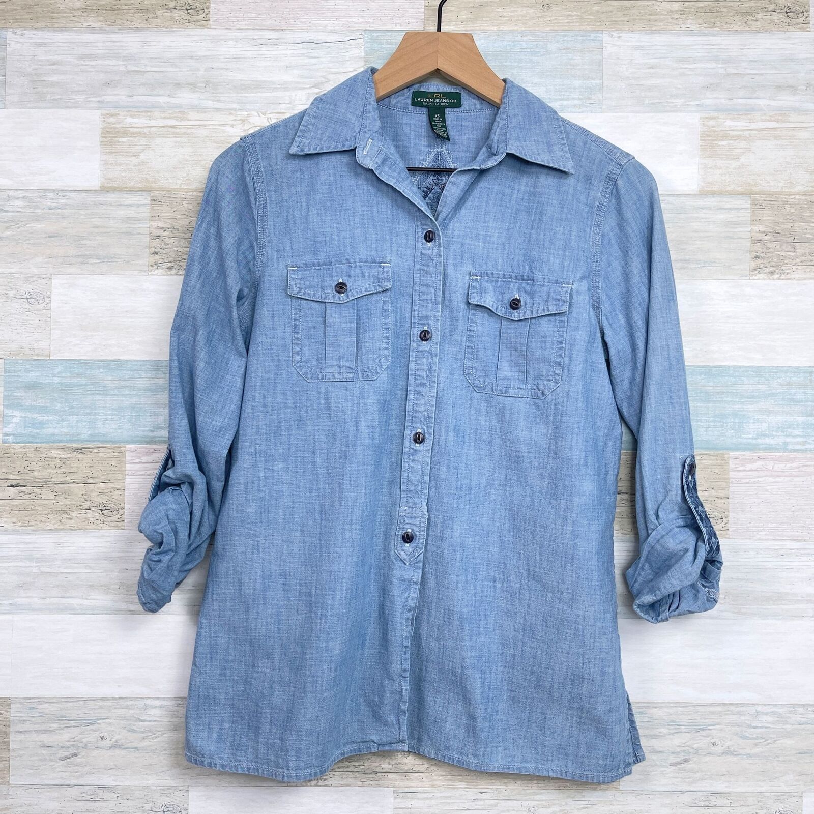 Lauren Ralph Lauren LRL Ralph Lauren Southwestern Embroidered Chambray Shirt Size XS / US 0-2 / IT 36-38 - 1 Thumbnail