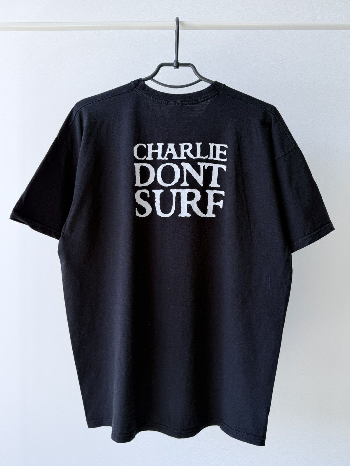 Vintage Vintage Charlie Manson Charlie Dont Surf T-Shirt Tee Size US XL / EU 56 / 4 - 2 Thumbnail