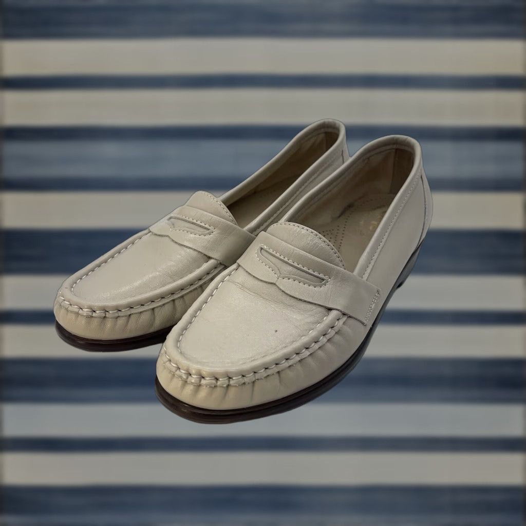SAS SAS Womens Wink Penny Loafer Slip On Flats Size 7 N Leather Ivory Cream Casual Business Fashion Flat Shoes Size US 7 / IT 37 - 1 Thumbnail