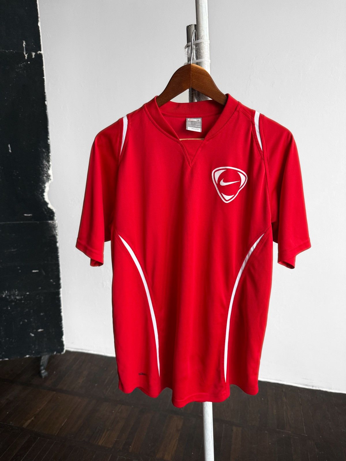 Nike Nike Tiempo Mens Vintage Jersey Classic Football Shirt Retro Size US M / EU 48-50 / 2 - 1 Thumbnail