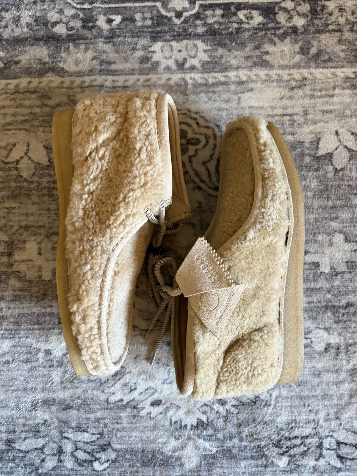 Moncler Clarks x Moncler 1952 Shearling Wallabee Size US 9 / EU 42 - 3 Thumbnail
