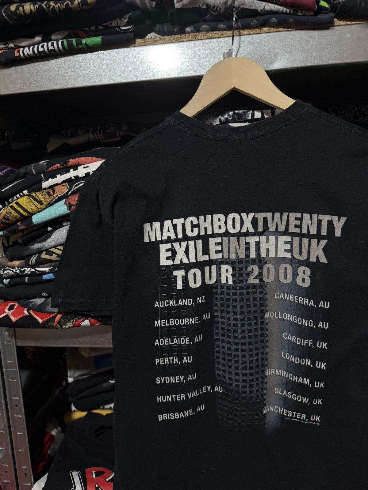 Band Tees Vtg Matchbox Twenty Exile Of Mainstream Tour 2008 T-Shirt Size US M / EU 48-50 / 2 - 4 Thumbnail