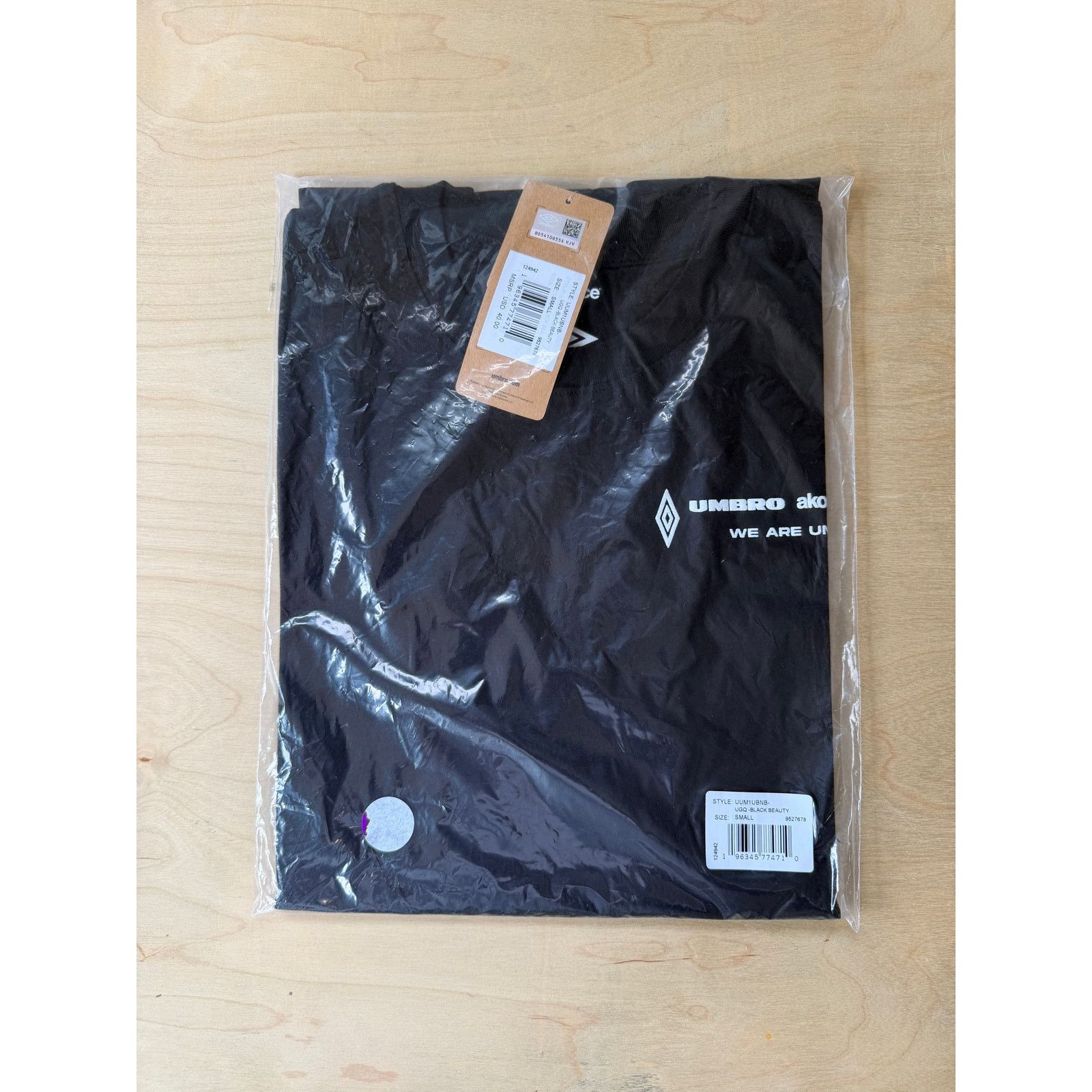 Umbro Akomplice x Umbro Uno Long Sleeve Tee Black NWT Size US S / EU 44-46 / 1 - 6 Thumbnail