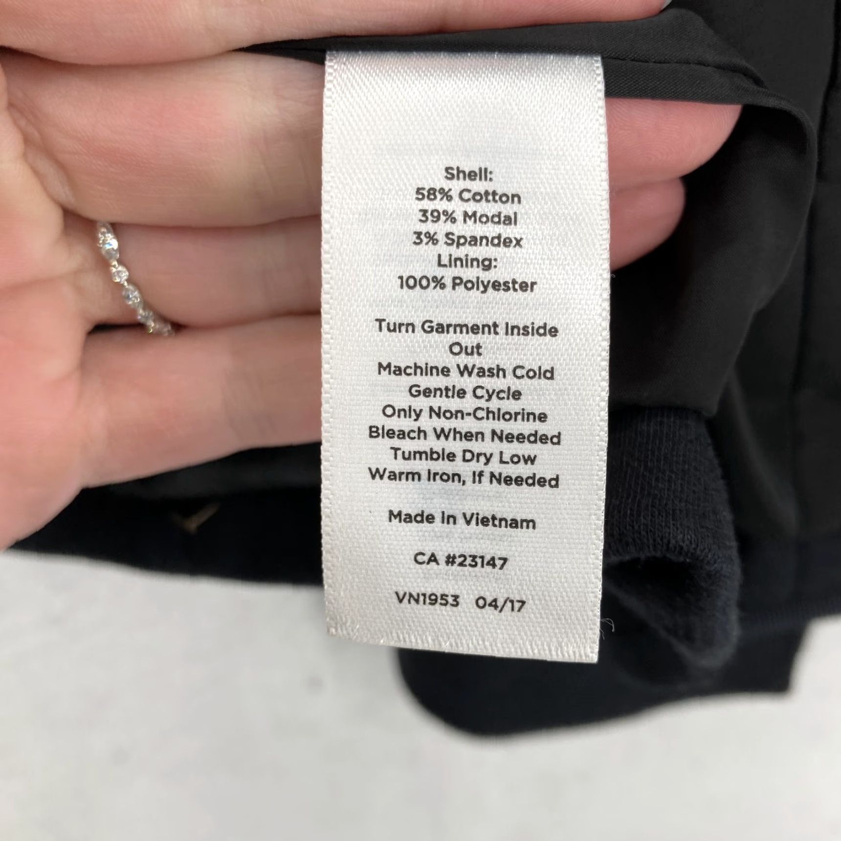 Talbots Talbots Blazer Womens 10P Navy Aberdeen 2 Button Lined Stretch Jacket Petite Size L / US 10 / IT 46 - 3 Thumbnail