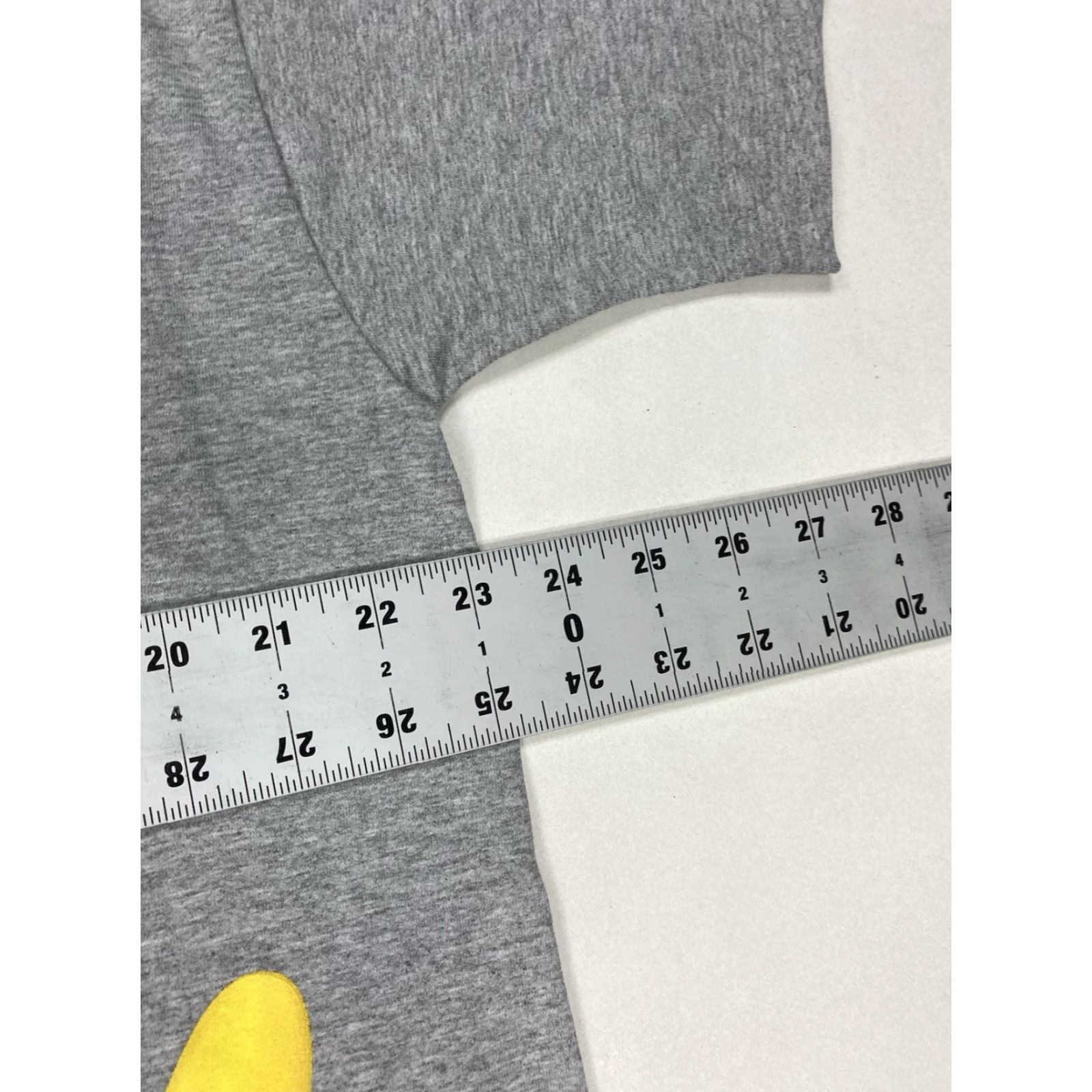 Disney VINTAGE Disney Mickey Mouse And Friends Graphic T-shirt Men XL Gray Short Sleeve Size US XL / EU 56 / 4 - 6 Thumbnail