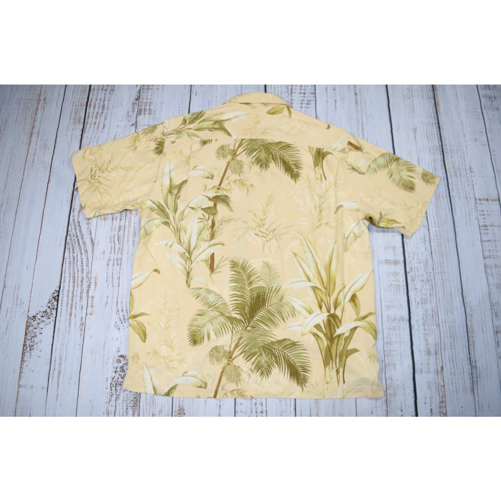 Tommy Bahama VINTAGE Tommy Bahama Hawaiian Shirt Men L Palm Fronds Silk Button-Up Short Sleeve Yellow Adult Large 100% Silk Mens Size US L / EU 52-54 / 3 - 8 Thumbnail