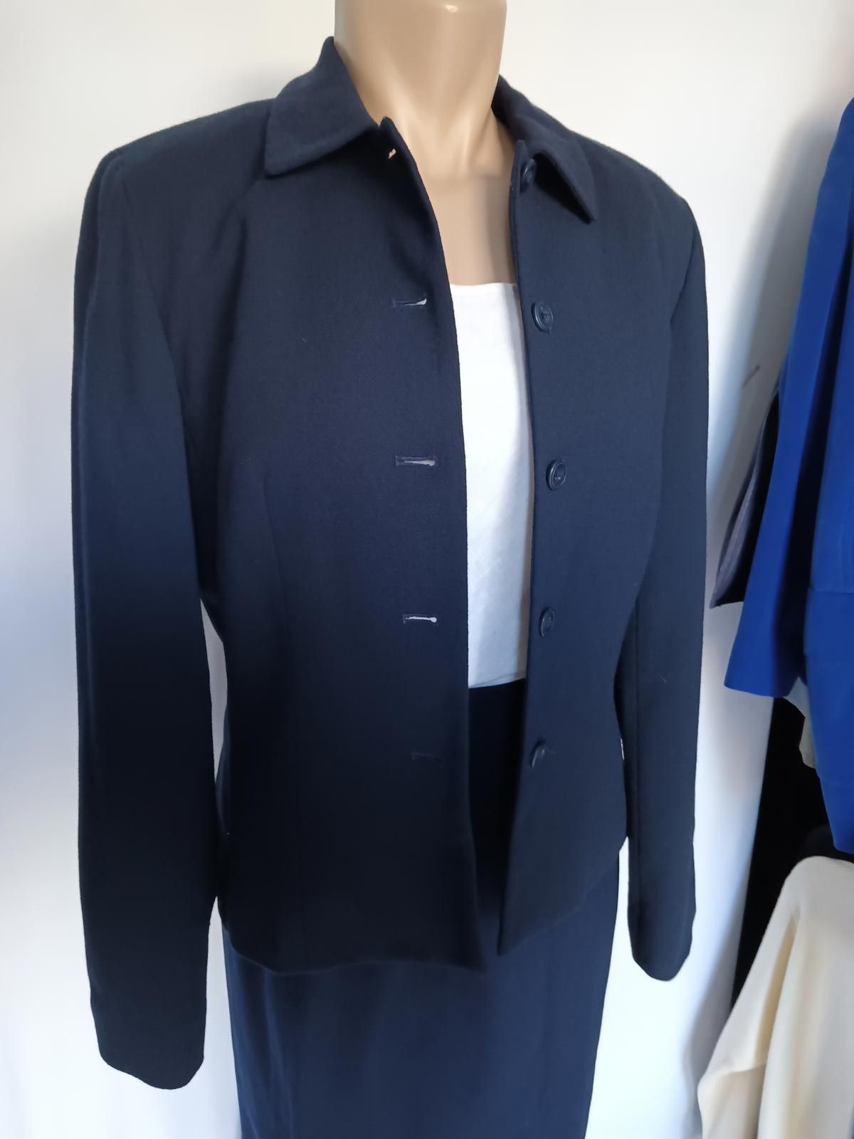 Designer Elegant Women's Navy Business Suit Size L / US 10 / IT 46 - 3 Thumbnail