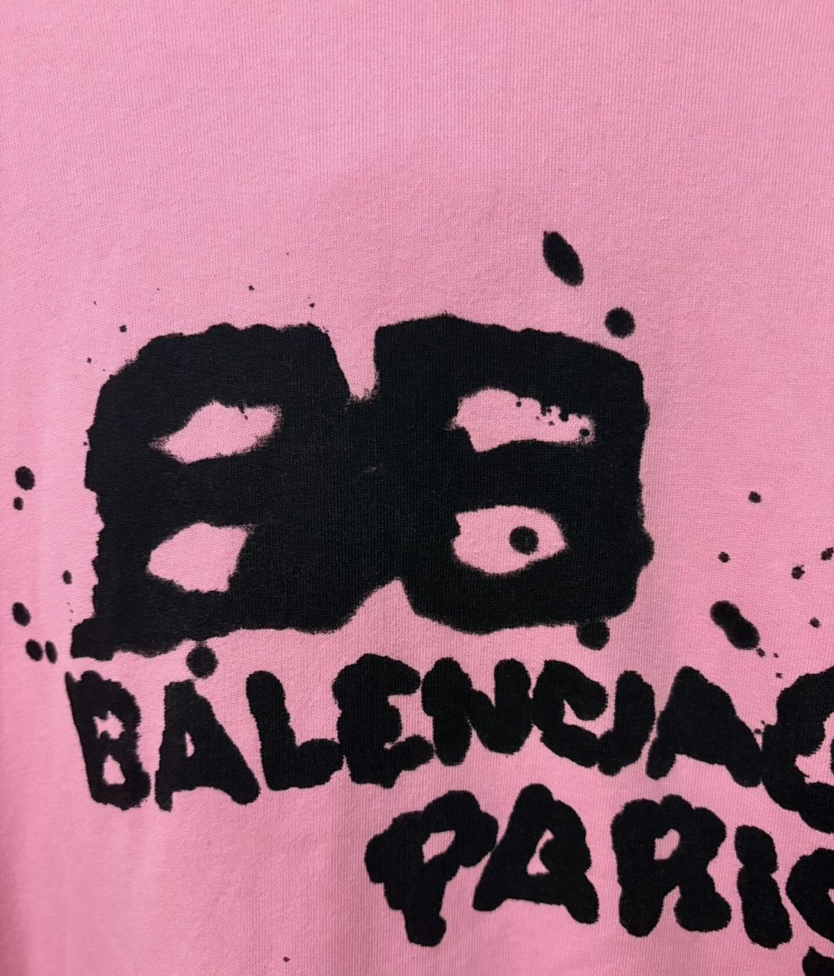 Balenciaga Balenciaga Pink Paint Splatter Logo Hoodie Size US S / EU 44-46 / 1 - 3 Thumbnail