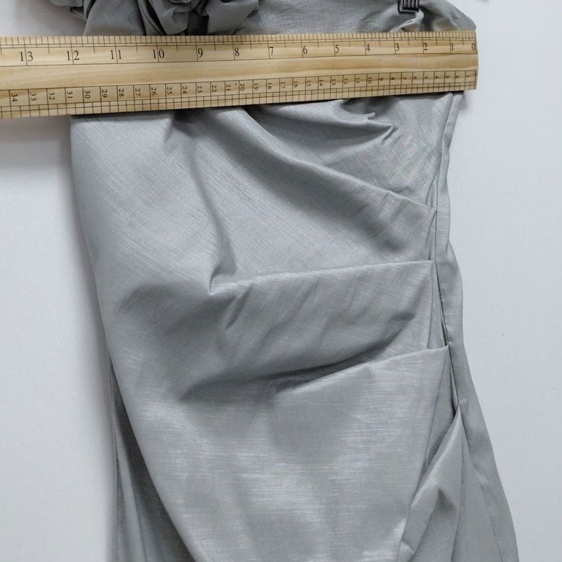 Adrianna Papell Hailey Logan by Adrianna Papell Dress Size 3/4 Gray One Shoulder Ruffle Women Size XS / US 0-2 / IT 36-38 - 5 Thumbnail