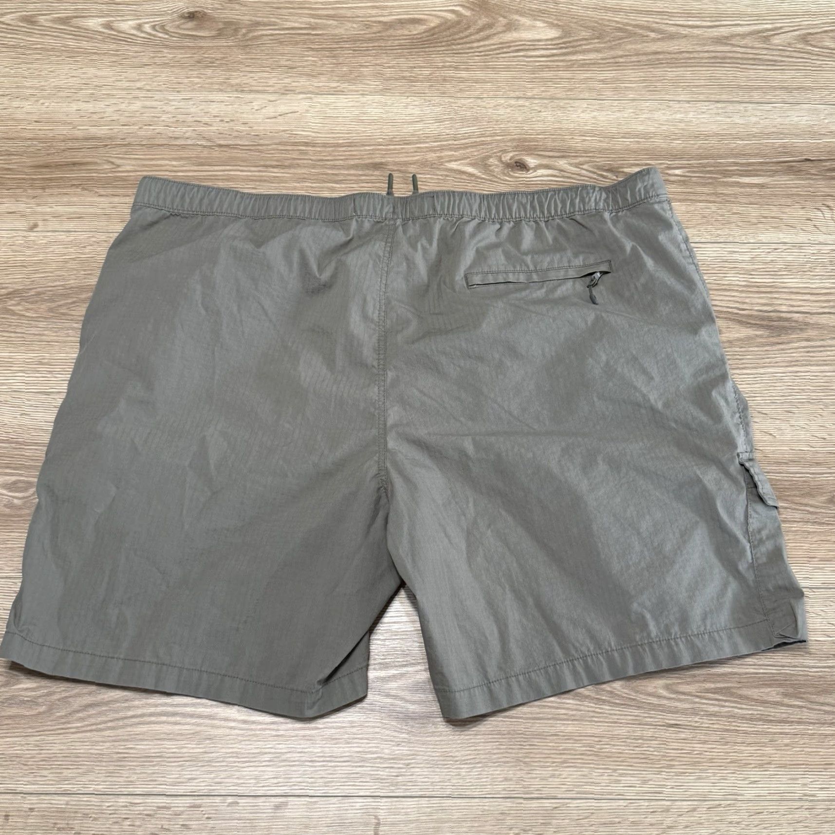 Old Navy VINTAGE Old Navy Cargo Shorts Women’s XXXL Tall Relaxed Fit Flex Brown Size 40" / US 18 - 8 Thumbnail