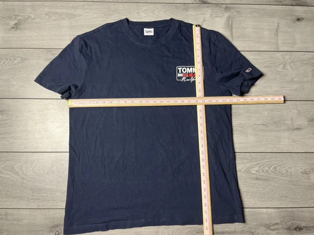 Tommy Hilfiger Tommy jeans T-shirt logo reverse size XXLARGE Size US XXL / EU 58 / 5 - 6 Thumbnail