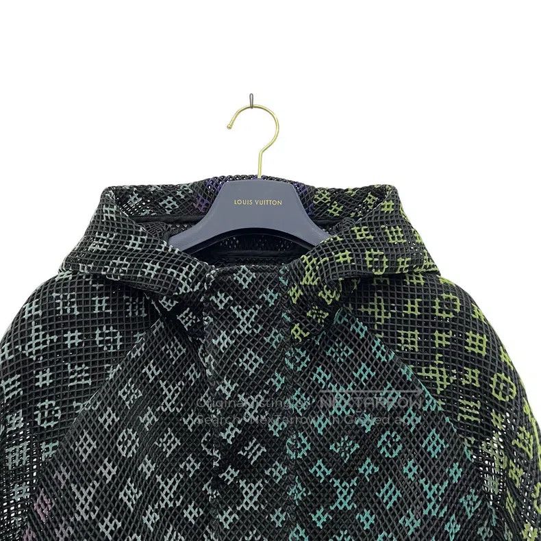 Louis Vuitton Louis Vuitton Organza presbyopic jacket Size US M / EU 48-50 / 2 - 3 Thumbnail