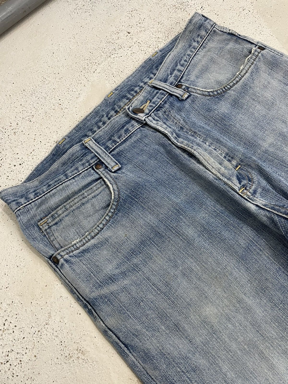 Wrangler Wrangler Distressed Light Blue Denim Pants Size US 32 / EU 48 - 6 Thumbnail