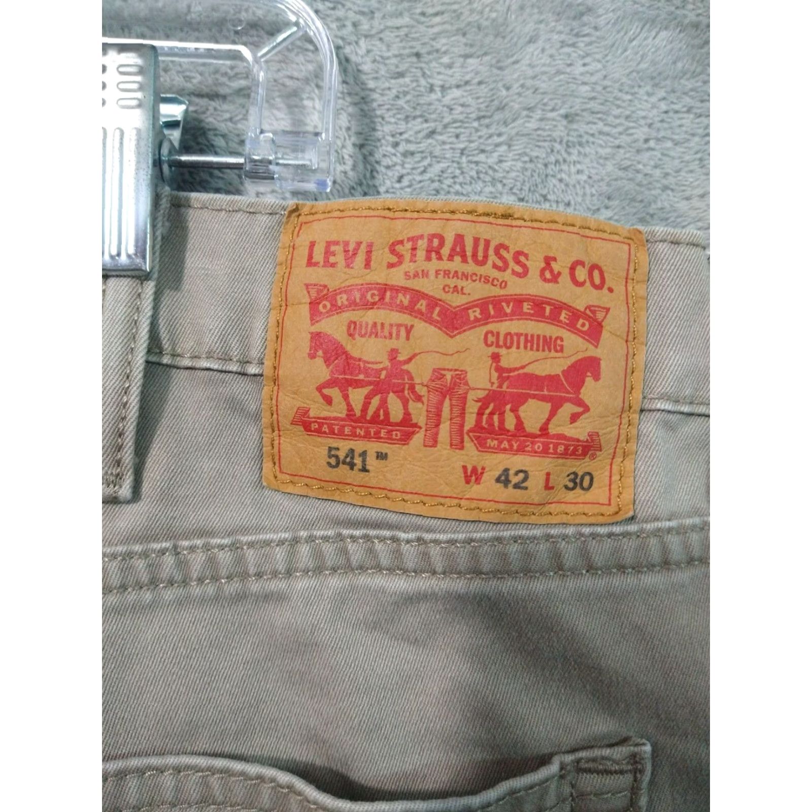 Levi's LEVI'S 541 Jeans Mens Athletic Fit Taper Leg Denim 42x25 Beige Inseam 25" Size US 42 / EU 58 - 7 Thumbnail