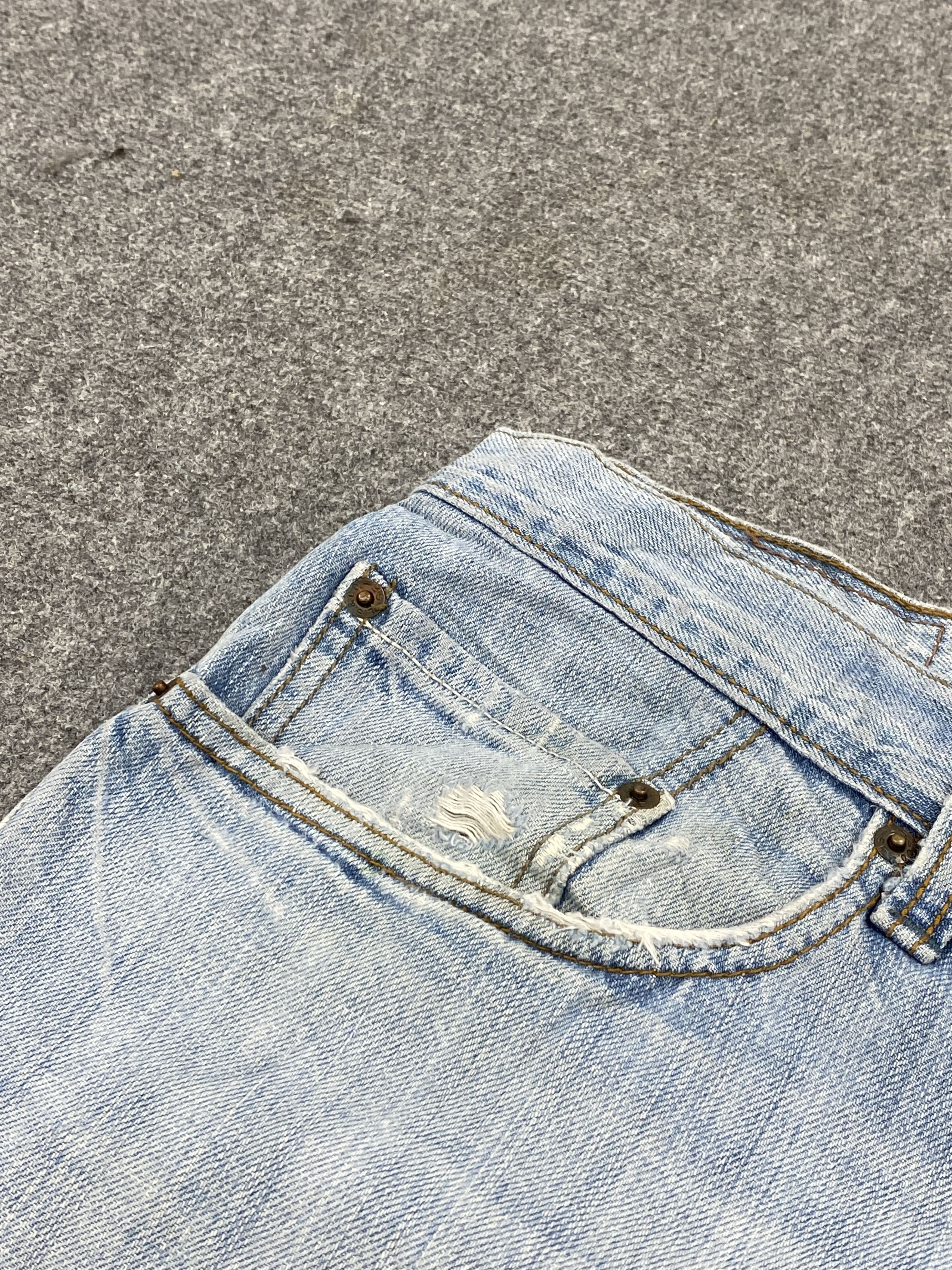 Levi's Vintage Levi's 569 Light Washed Jeans DP2684 Size US 43 - 12 Thumbnail