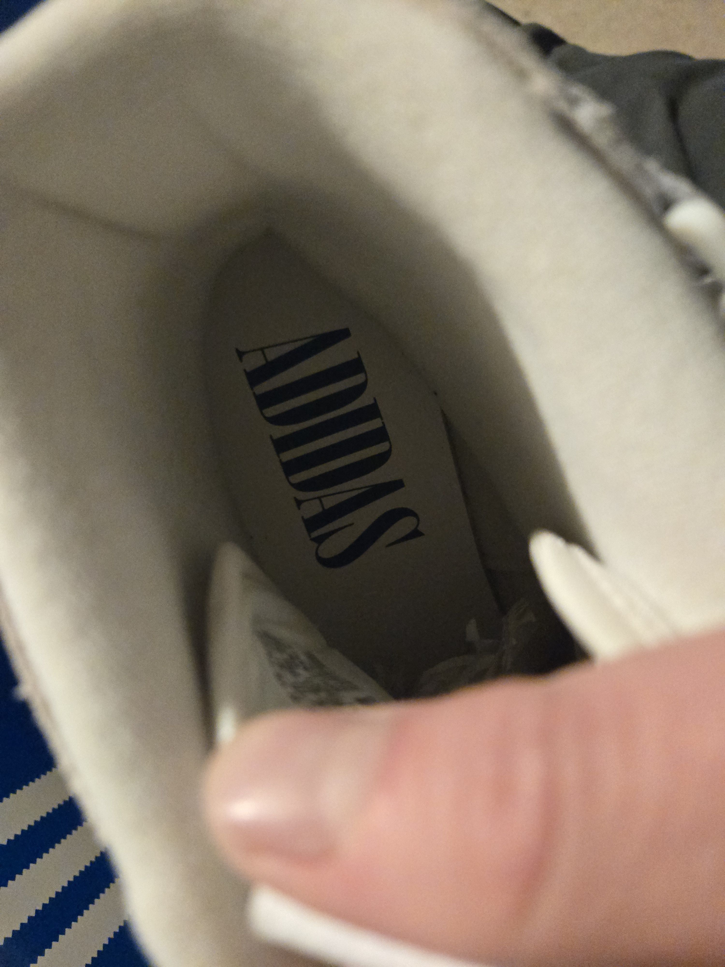 Adidas Forum 84 Hi White/Gold Size US 11 / EU 44 - 12 Thumbnail