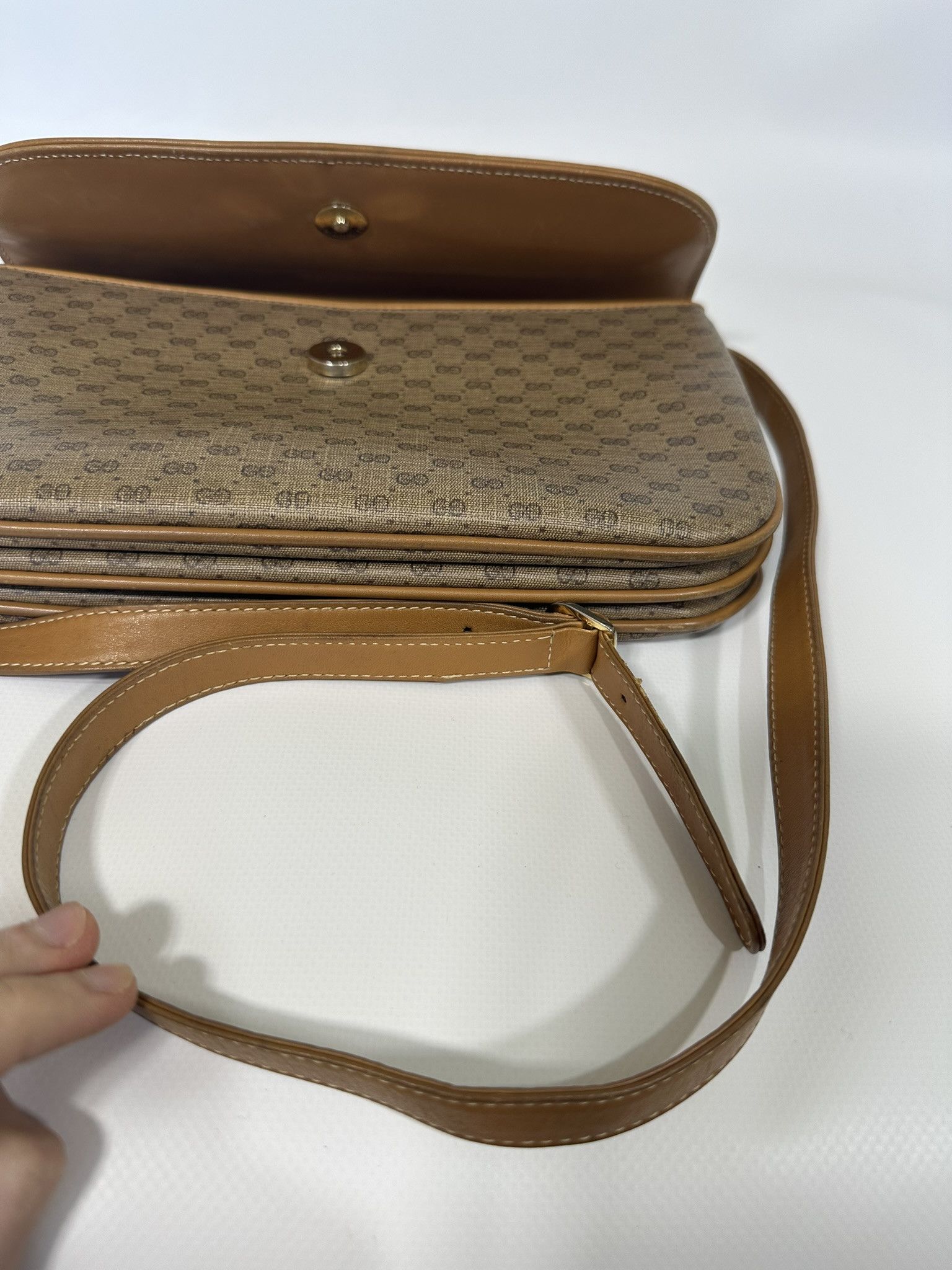 Gucci Gucci Crossbody Bag Micro GG Monogram Vintage Beige Size ONE SIZE - 19 Thumbnail
