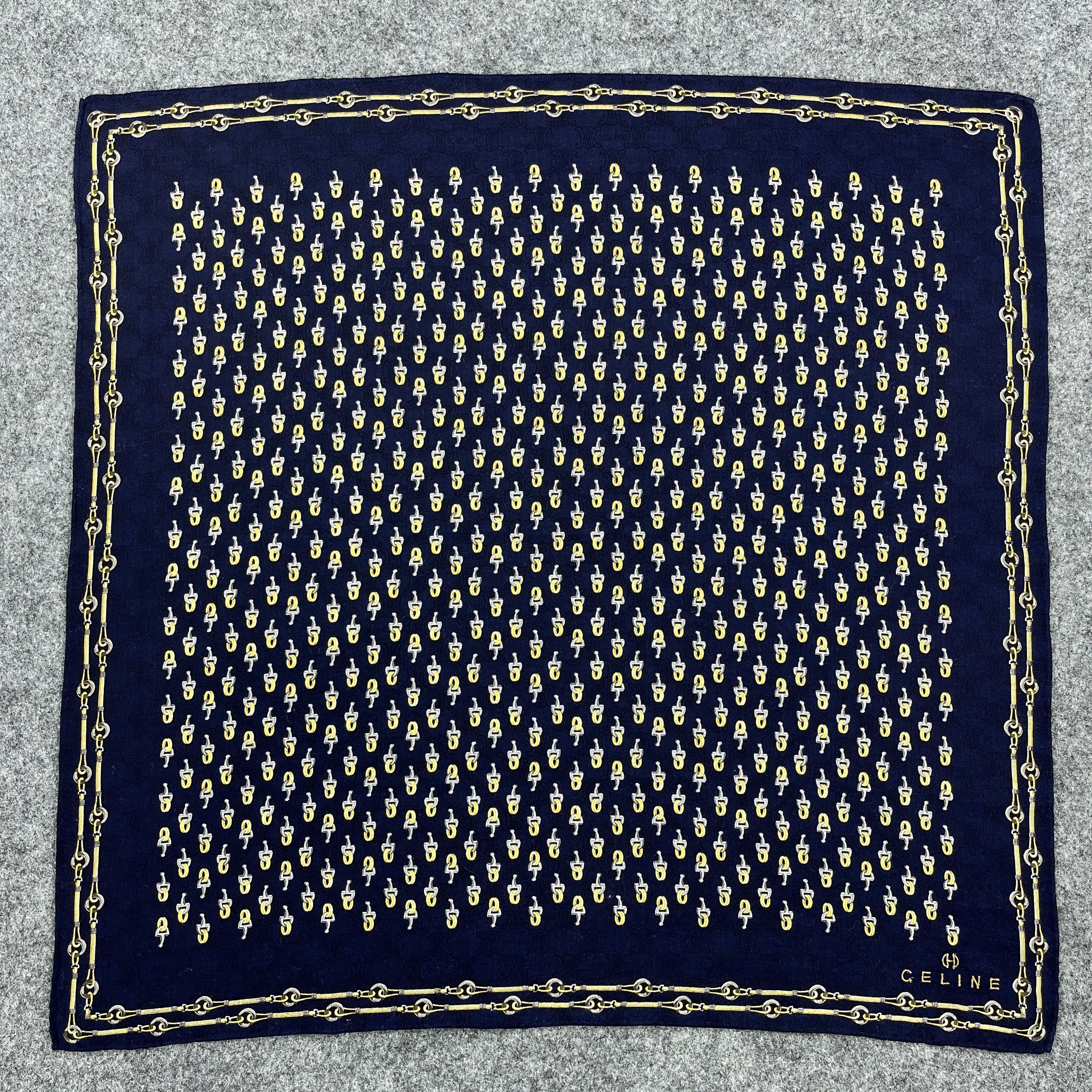 Vintage Celine Handkerchief / Bandana / Neckerchief B1527 Size ONE SIZE - 1 Thumbnail