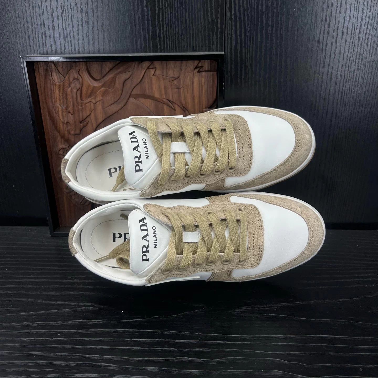 Prada PRADA Triangle Logo white brown sneakers 35 with box Mint Size US 4 / IT 34 - 6 Thumbnail