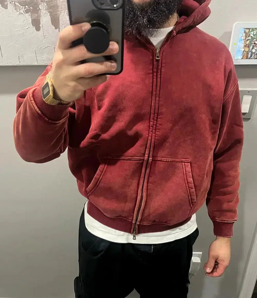 Japanese Brand × Vintage Red Batik Fleece Zippered Hoodie Size US XL / EU 56 / 4 - 5 Thumbnail