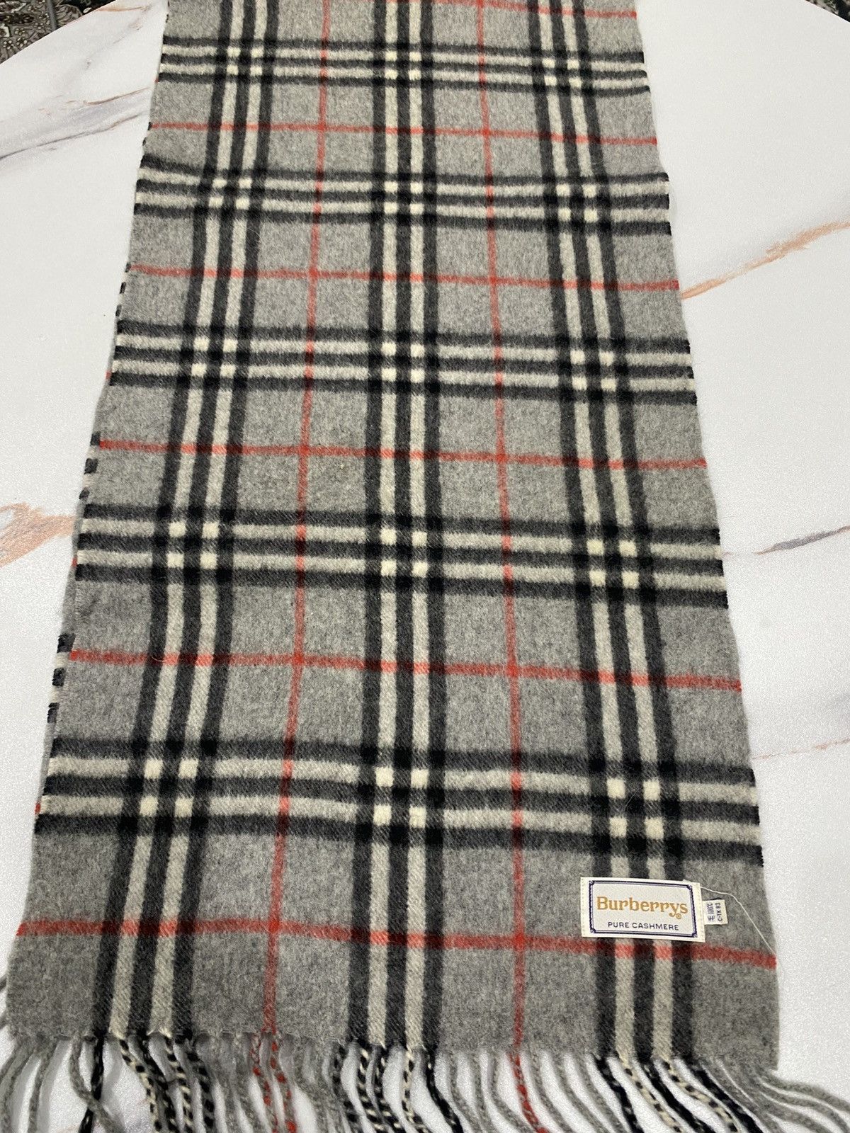 Burberry Burberrys Made In England (code:A) Size ONE SIZE - 4 Thumbnail
