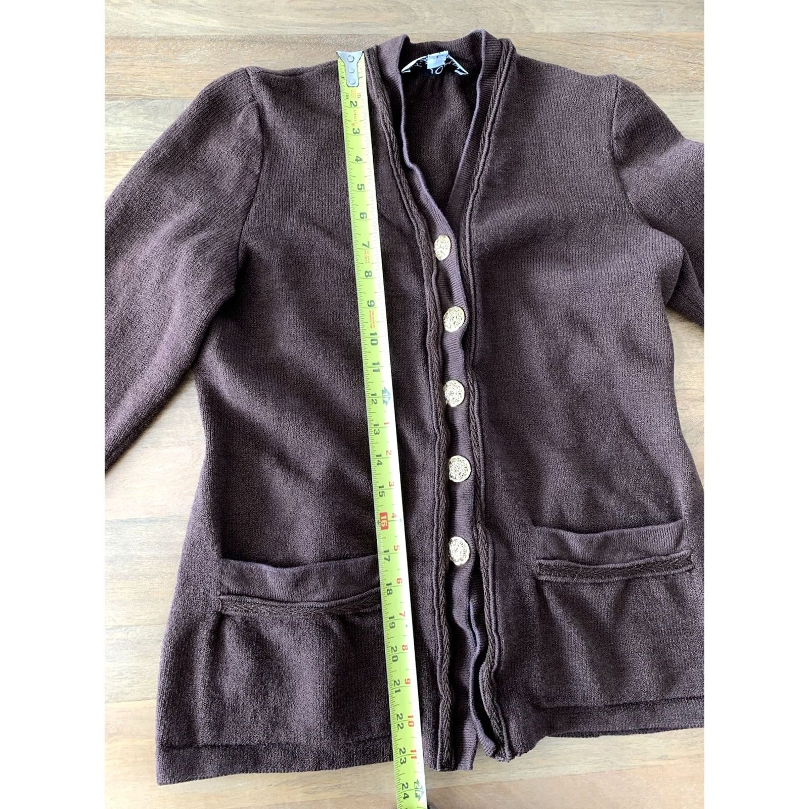 Vintage VINTAGE St John Cardigan Sweater Brown 80s 90s Pockets Buttons Knit Women Size 4 Size S / US 4 / IT 40 - 7 Thumbnail