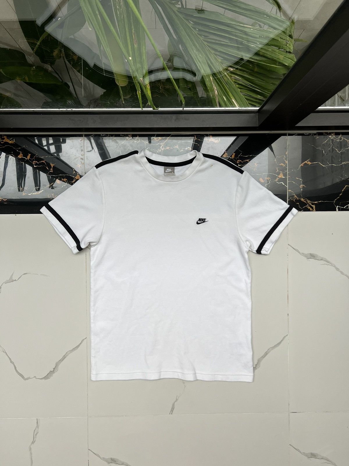 Nike × Vintage 90's NIKE SWOOSH RETRO RARE Y2K TEE BASIC Size US L / EU 52-54 / 3 - 1 Thumbnail