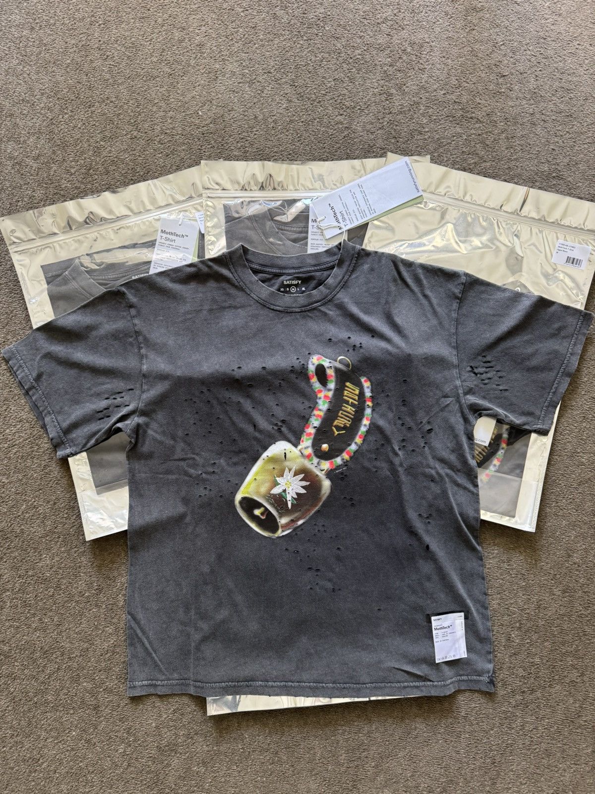 Satisfy RUNNING Tシャツ　Mサイズ MothTech™ T-Shirt – SATISFY