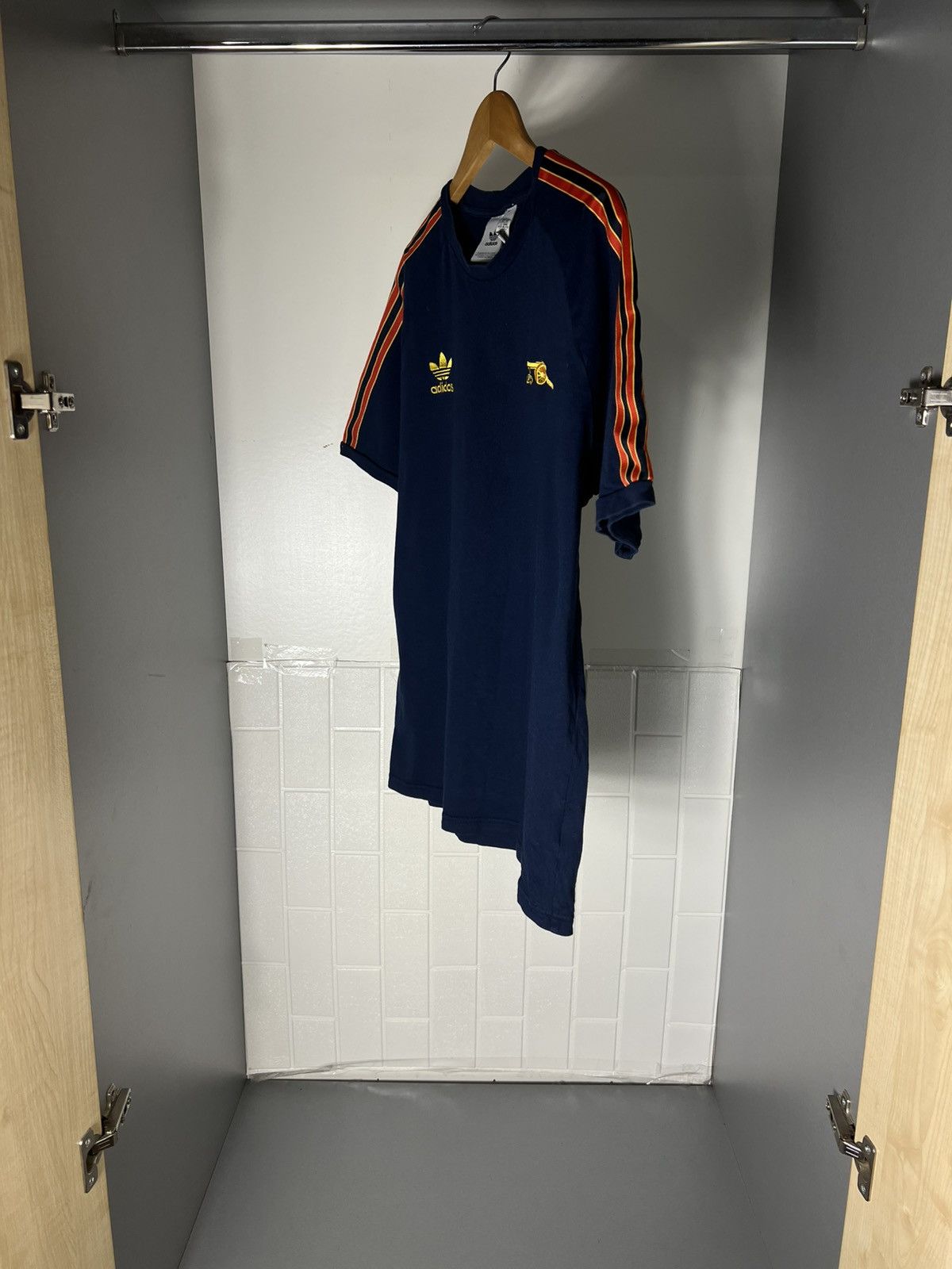 Adidas VINTAGE ADIDAS FC ARSENAL LONDON ENGLAND SOCCER JERSEY RETRO Size US XL / EU 56 / 4 - 11 Thumbnail
