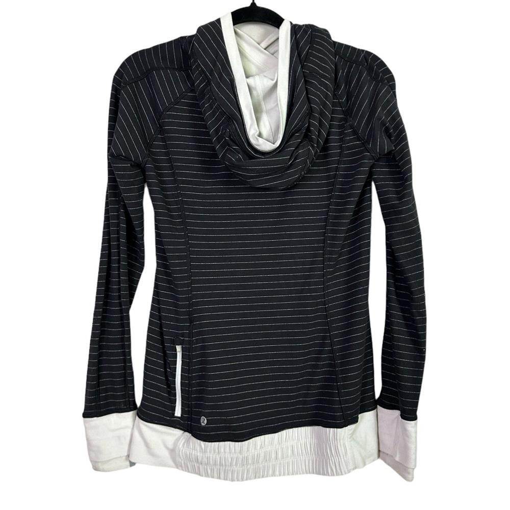 Lululemon lululemon athletica l Think Fast Striped Hoodie Size 8 Size M / US 6-8 / IT 42-44 - 4 Thumbnail