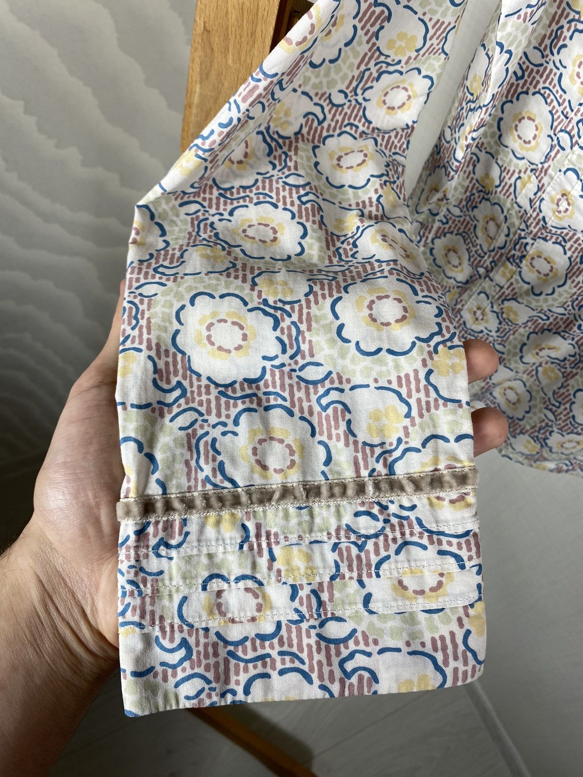 Marc Jacobs Marc Jacobs Blouse Flower Size S / US 4 / IT 40 - 6 Thumbnail