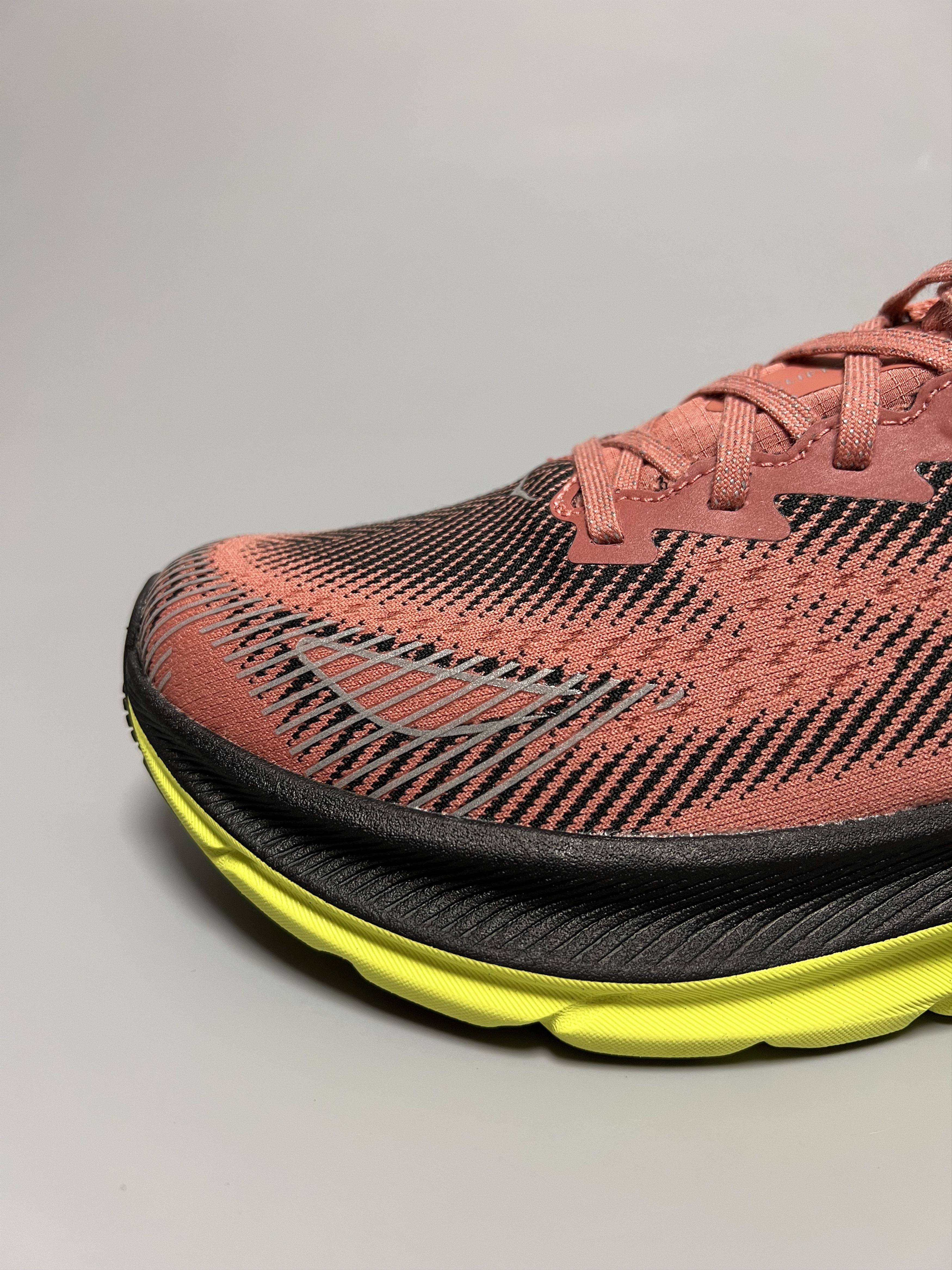 Hoka Hoka One One Clifton 9 GTX TS Gore-Tex Running Shoes Size US 8 / EU 41 - 9 Thumbnail