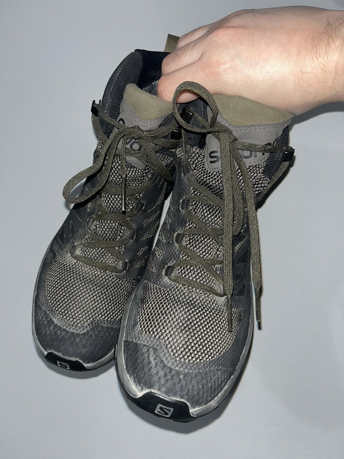 Salomon Salomon Outline GTX hiking boots Size US 10 / EU 43 - 2 Thumbnail