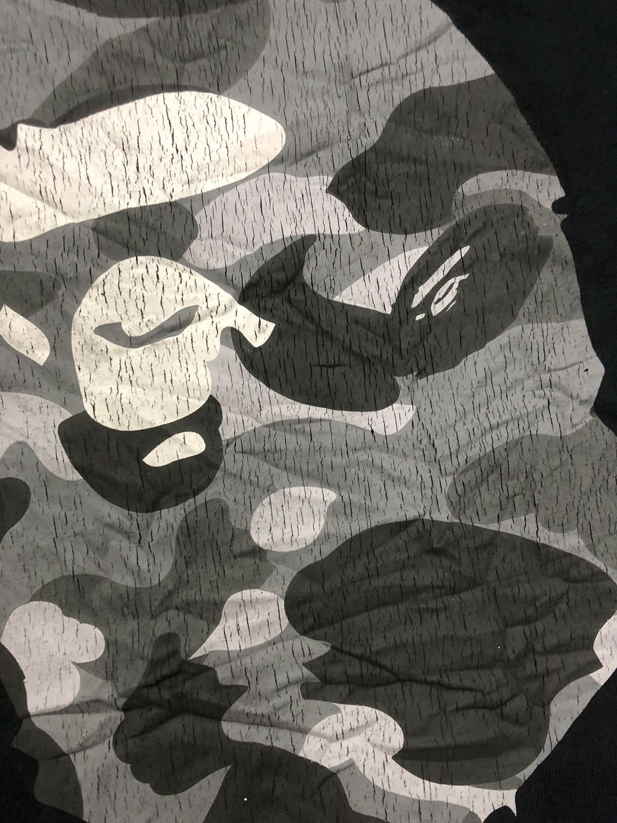 Bape ⚡️Bidding Offer Fast Sale⚡️Bape Big Head Camo Logo tee Size US XXL / EU 58 / 5 - 3 Thumbnail