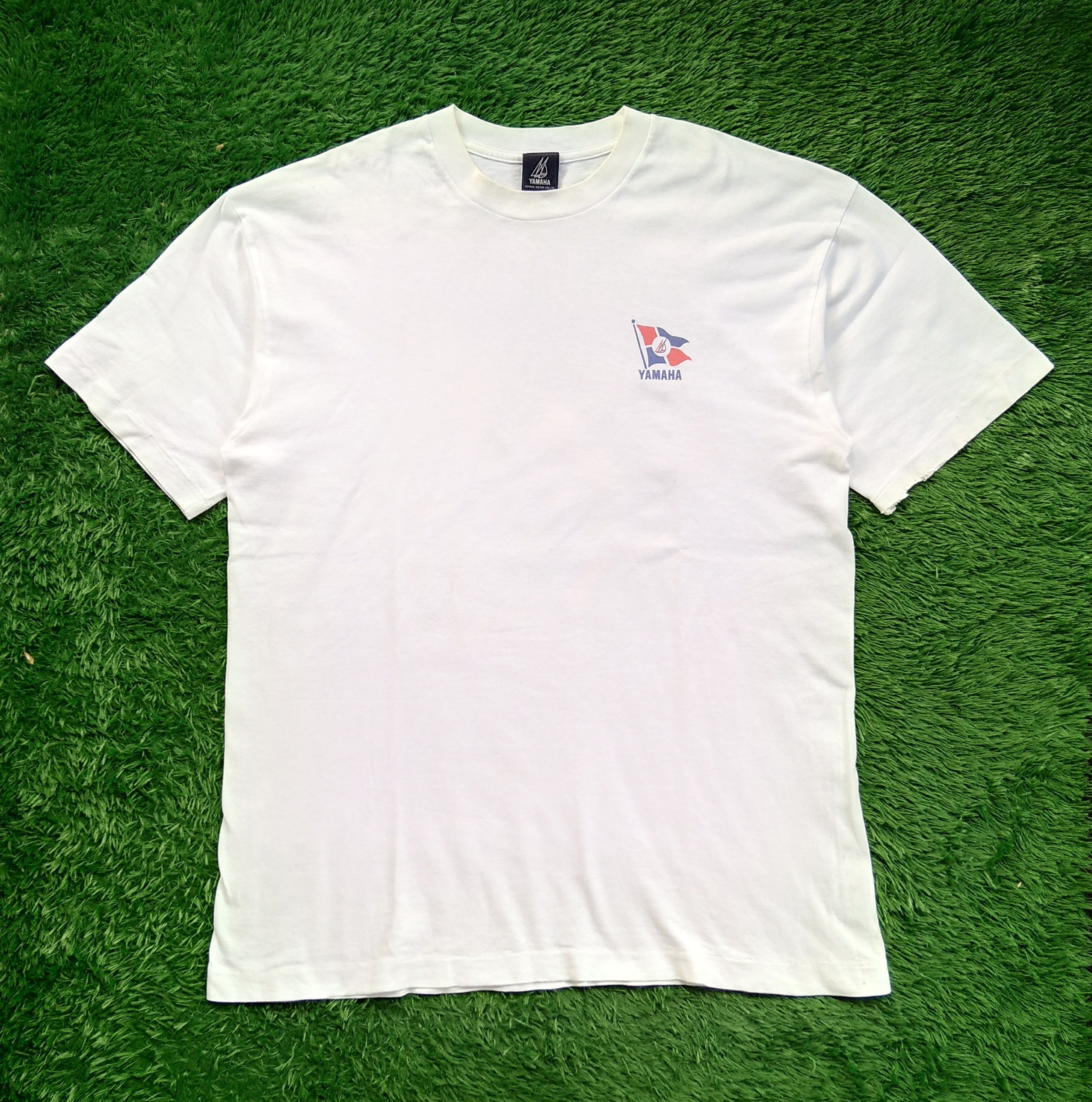 Vintage × Yamaha VTG 90s Distressed Yamaha Bass Fishing T shirt Size US L / EU 52-54 / 3 - 4 Thumbnail