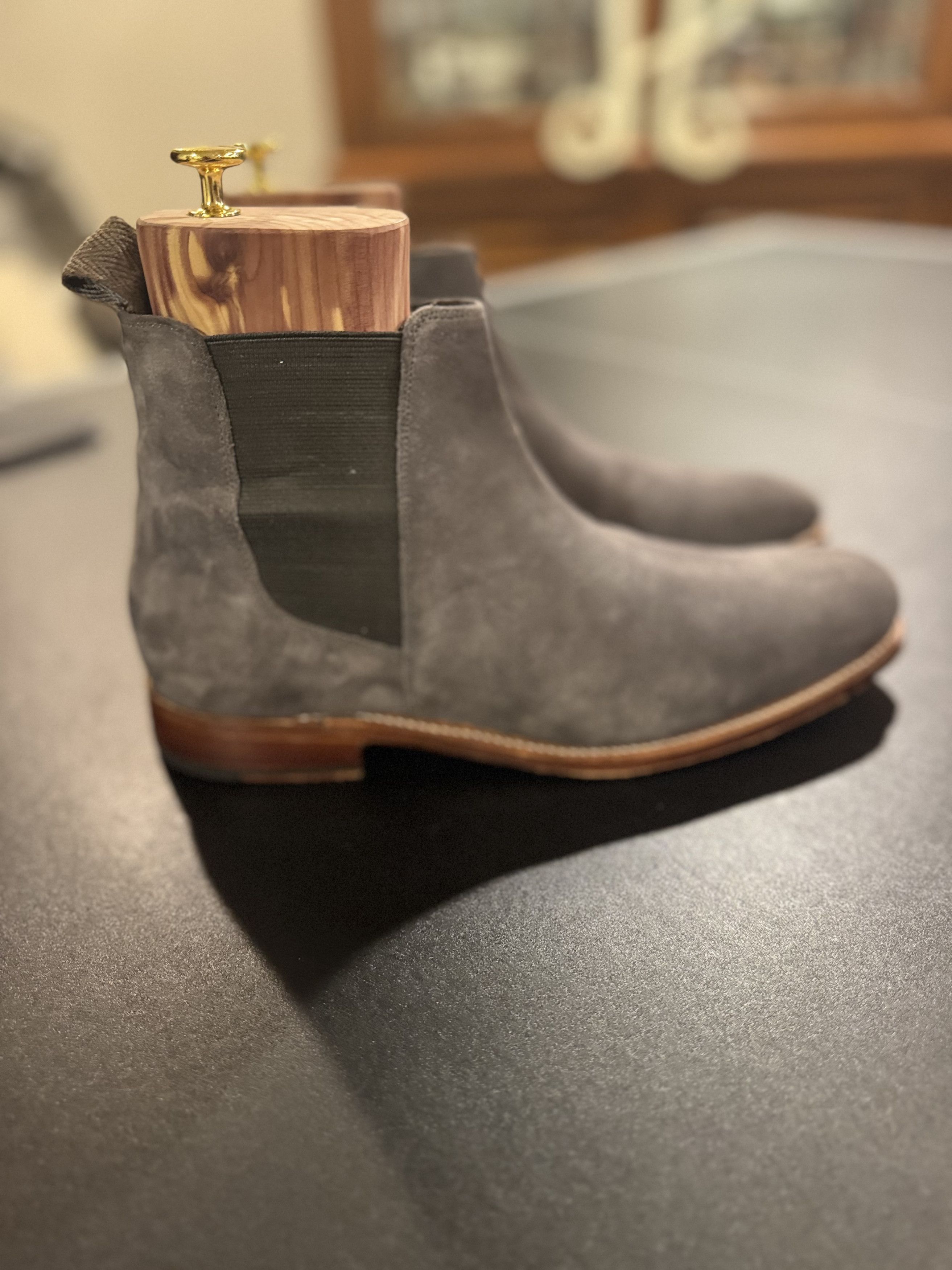 Grenson Grey Suede Chelsea Boots Size US 8.5 / EU 41-42 - 4 Thumbnail