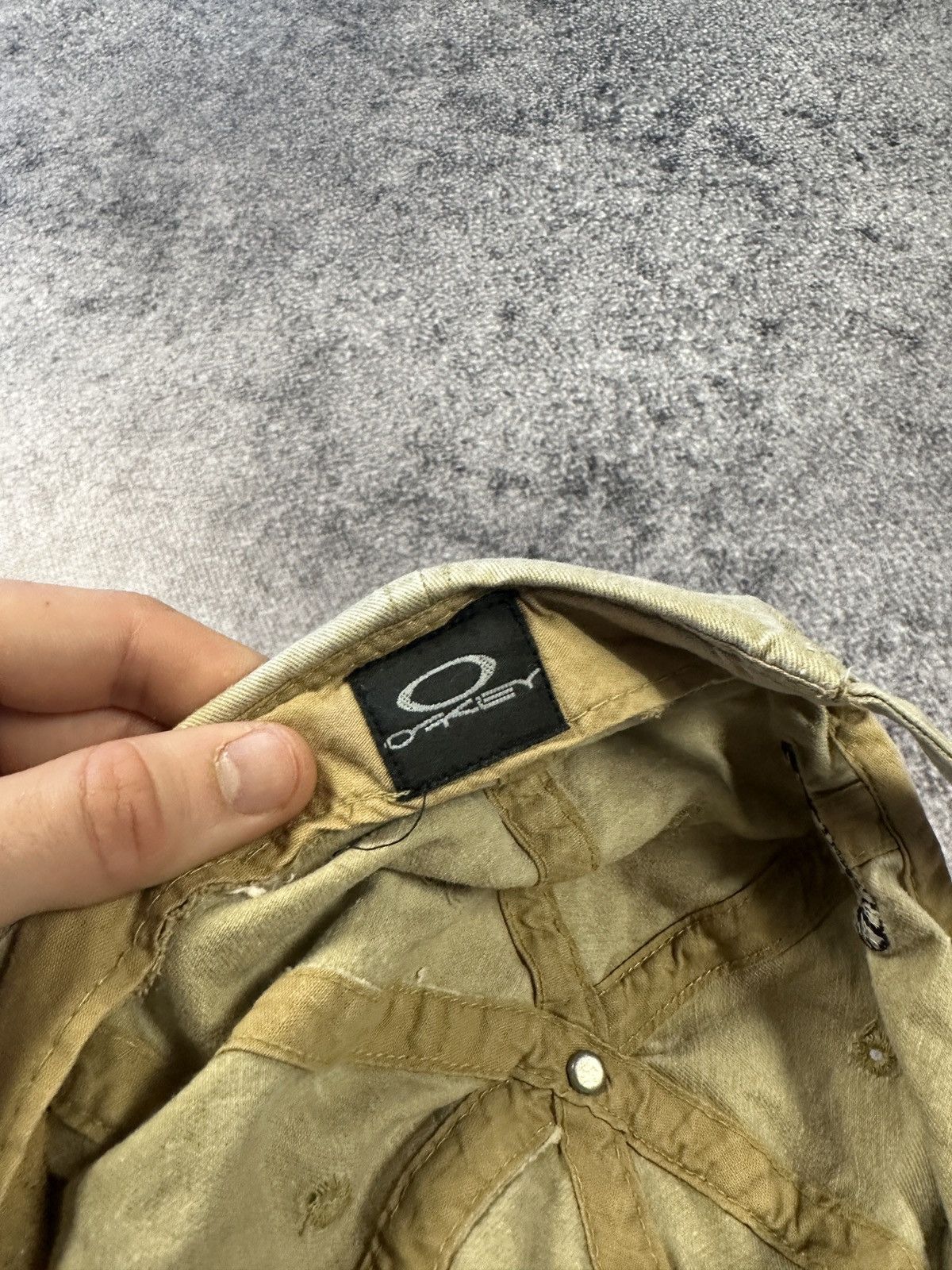 Oakley Vintage Oakley Cal Logo Rare Streetwear USA Casual Style VTg Size ONE SIZE - 4 Thumbnail