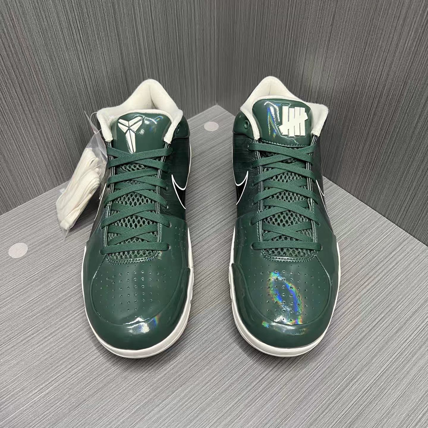 Nike UNDEFEATED x Nike Kobe 4 Protro Bucks K15 Size US 13 / EU 46 - 2 Thumbnail