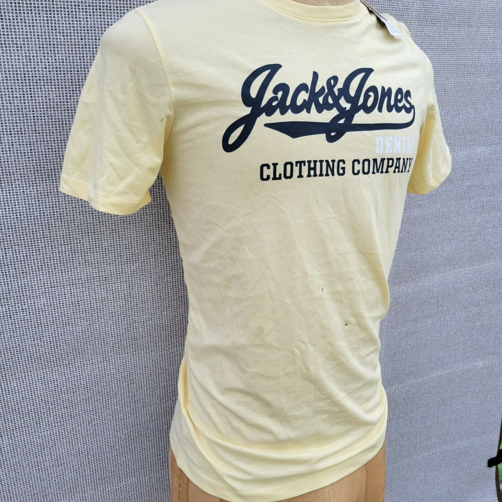 Jack & Jones Men's Jack And Jones Tshirt . Small Size US S / EU 44-46 / 1 - 2 Thumbnail