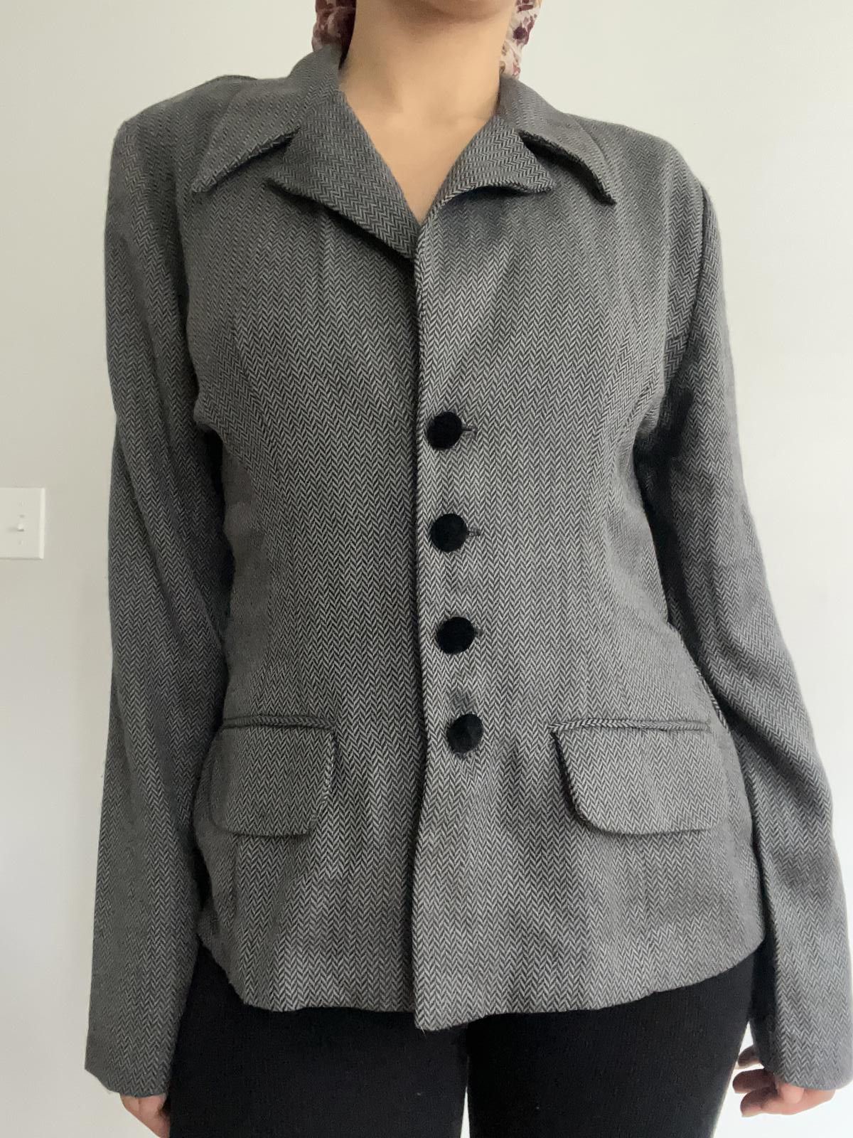 Other Women’s cute black blazer fitted well Size S / US 4 / IT 40 - 9 Thumbnail