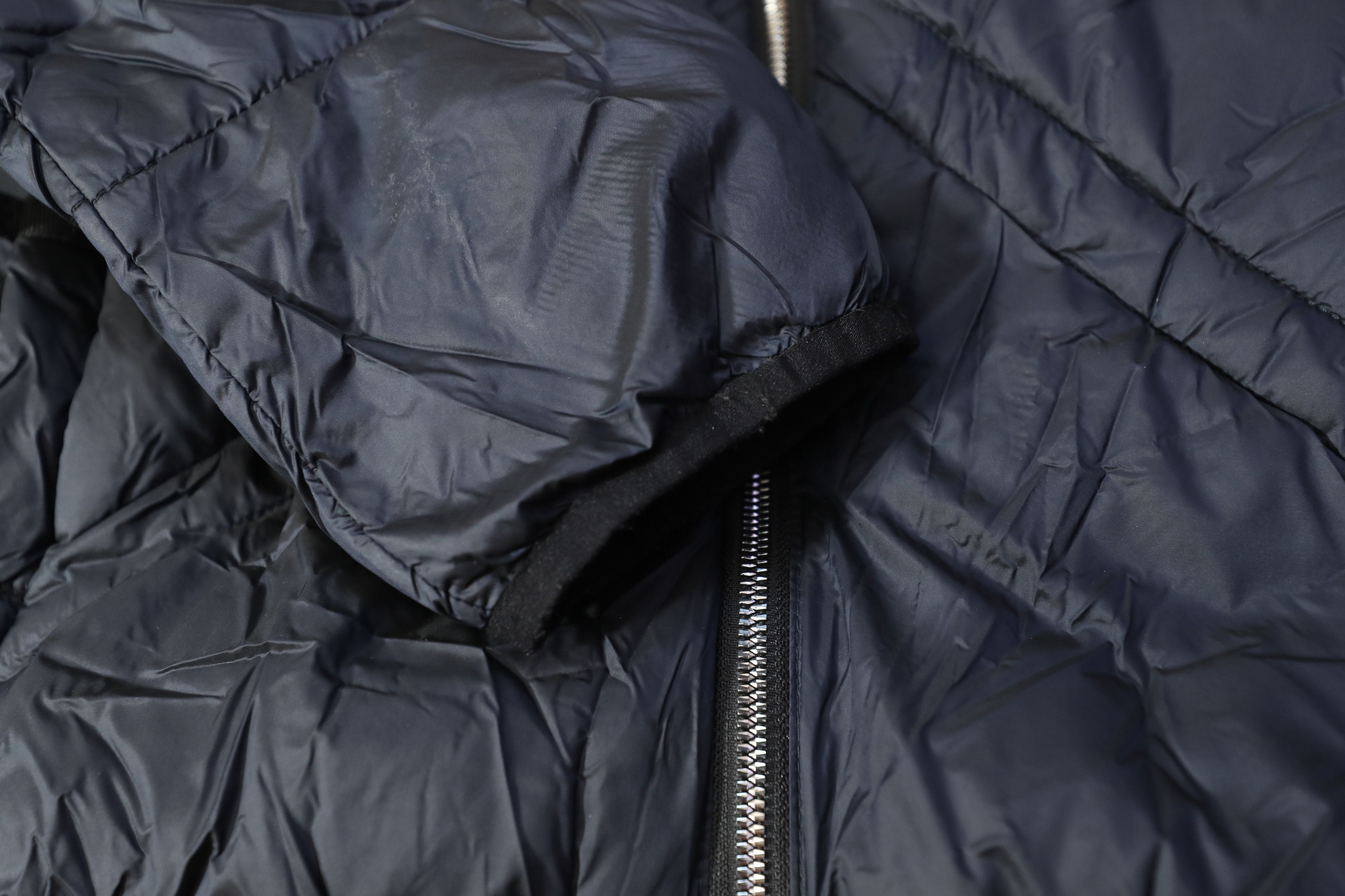 Karl Lagerfeld Karl Lagerfeld X-quilted Puffer Jacket In Navy (L) Size US L / EU 52-54 / 3 - 6 Thumbnail