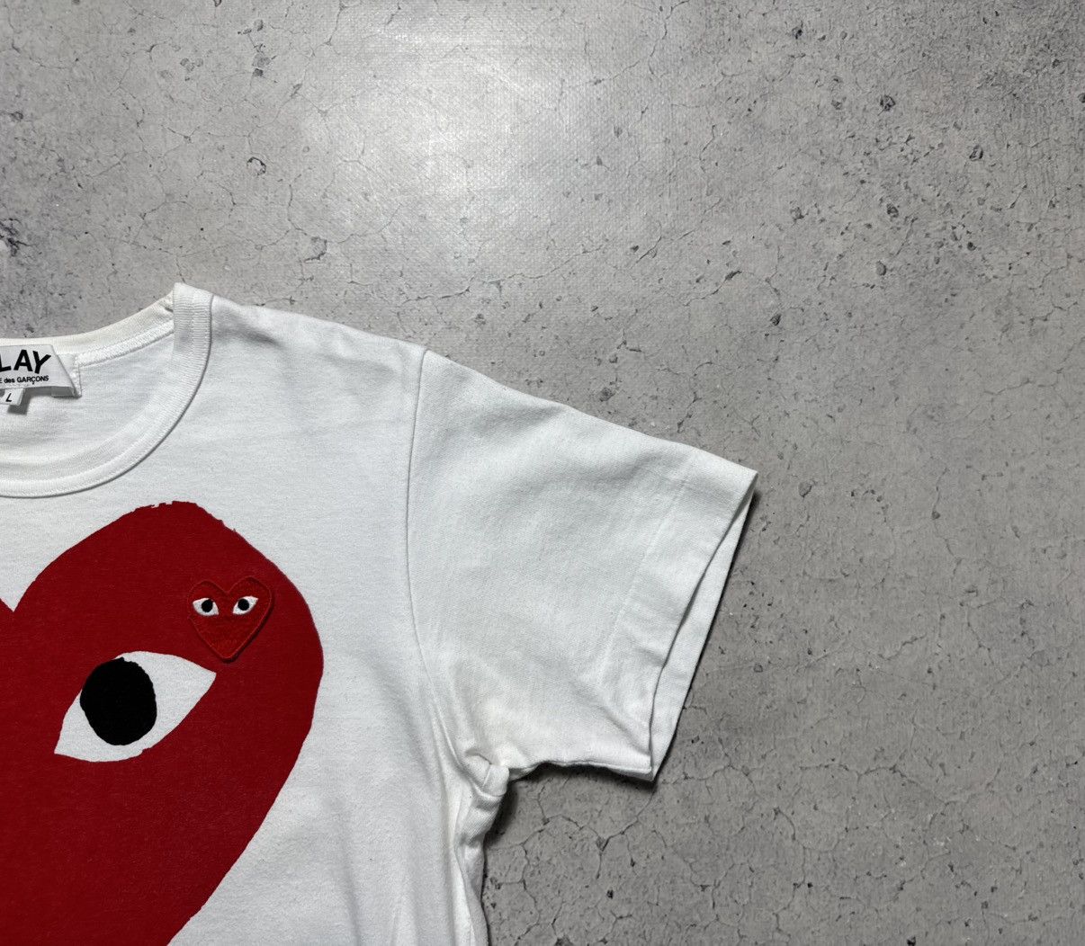 Comme des Garcons PLAY Play Comme des Garcons Love Big Logo White T-Shirt CDG Size L / US 10 / IT 46 - 2 Thumbnail