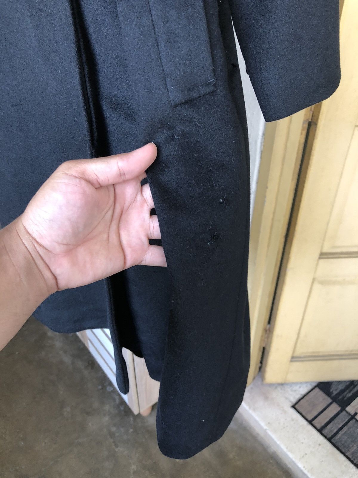 Balmain Authentic Balmain Paris Cashmere Distressed Long Coat Size L / US 10 / IT 46 - 17 Thumbnail