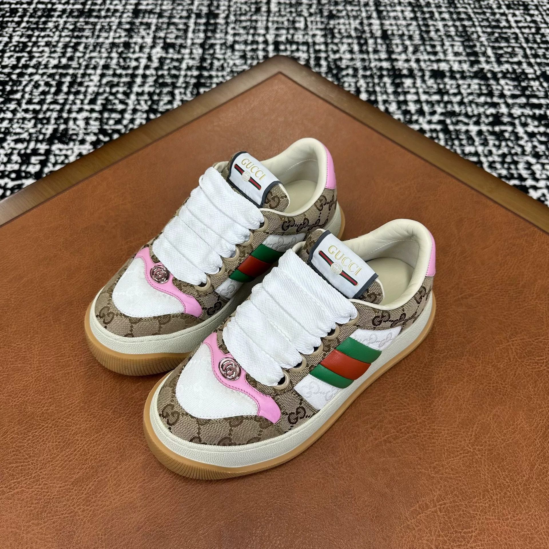 Gucci Gucci Brown Lowtop Sneakers it_37 Women Size US 7 / IT 37 - 1 Thumbnail