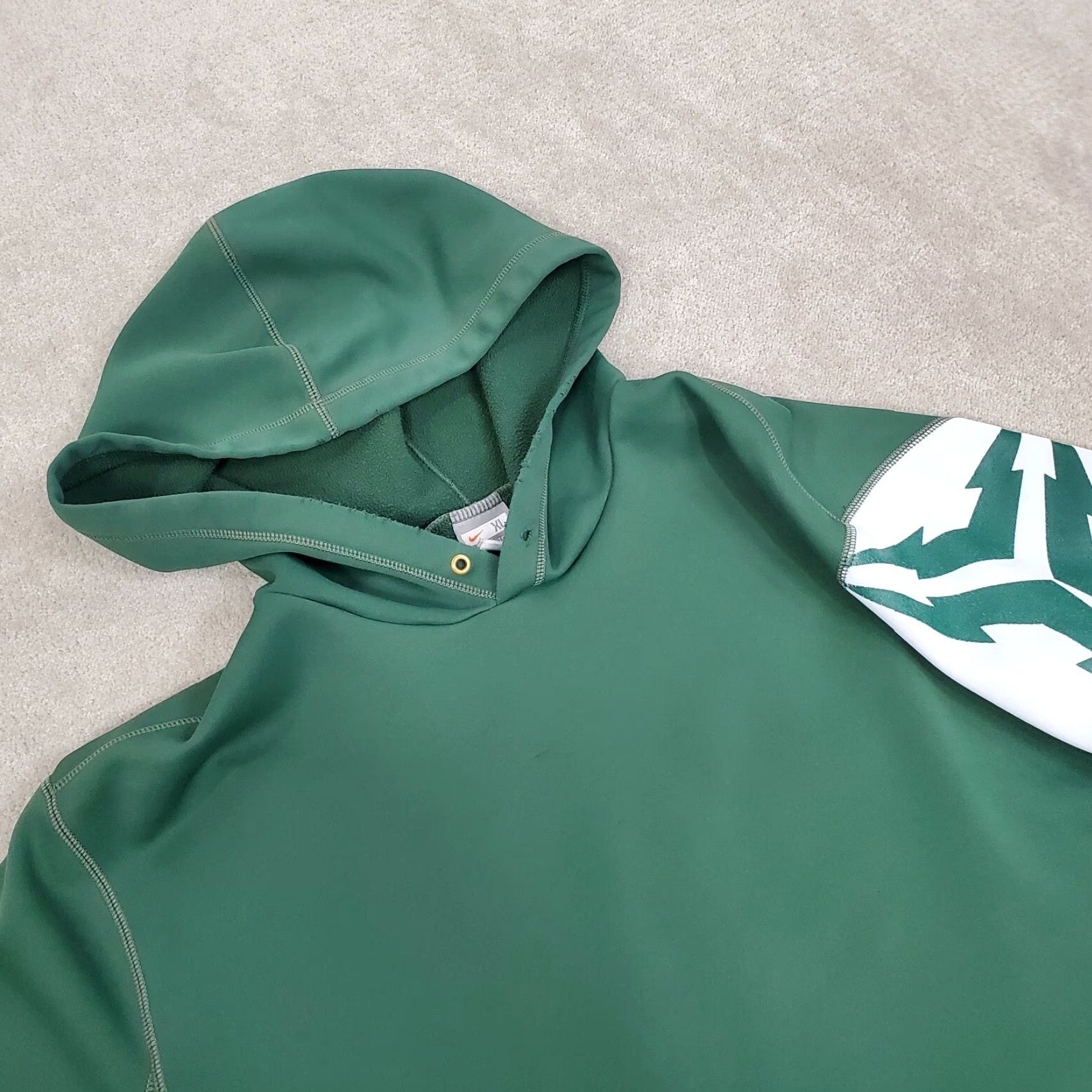 Nike Kobe Bryant Hoodie Nike Mens XL Green Therma Fit Pullover Sweatshirt Size US XL / EU 56 / 4 - 2 Thumbnail