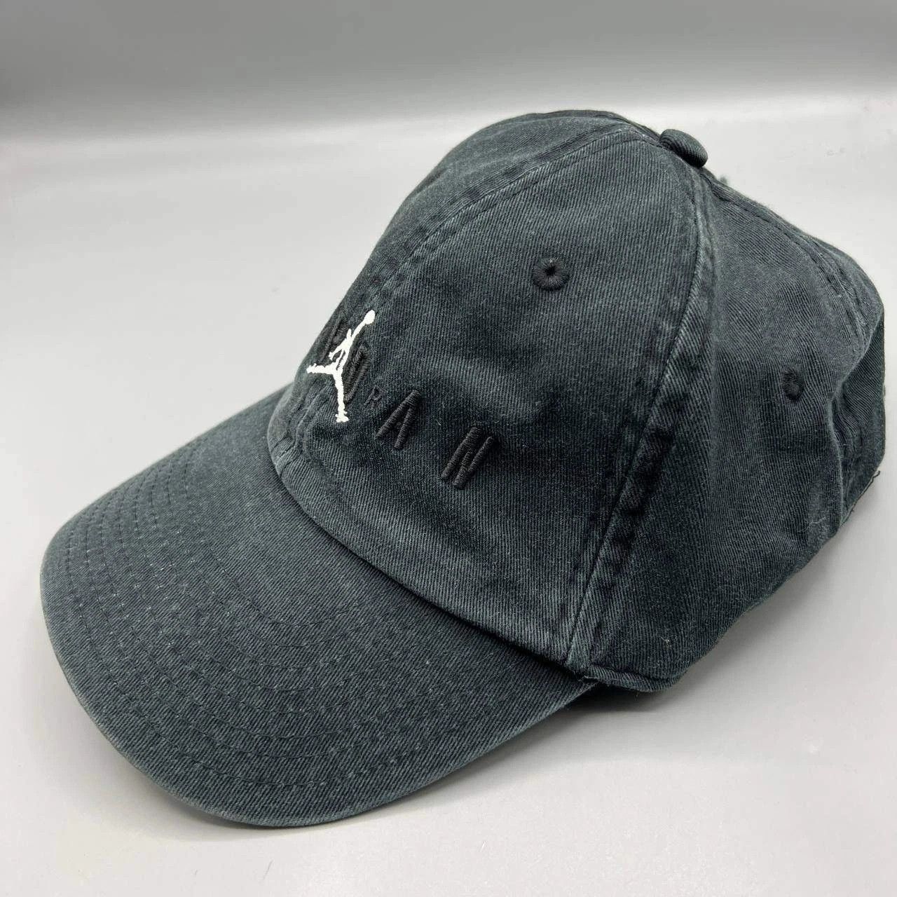 Jordan Brand Air Jordan Hat Men Embroidered Jumpman Strap Back Cap Size ONE SIZE - 7 Thumbnail