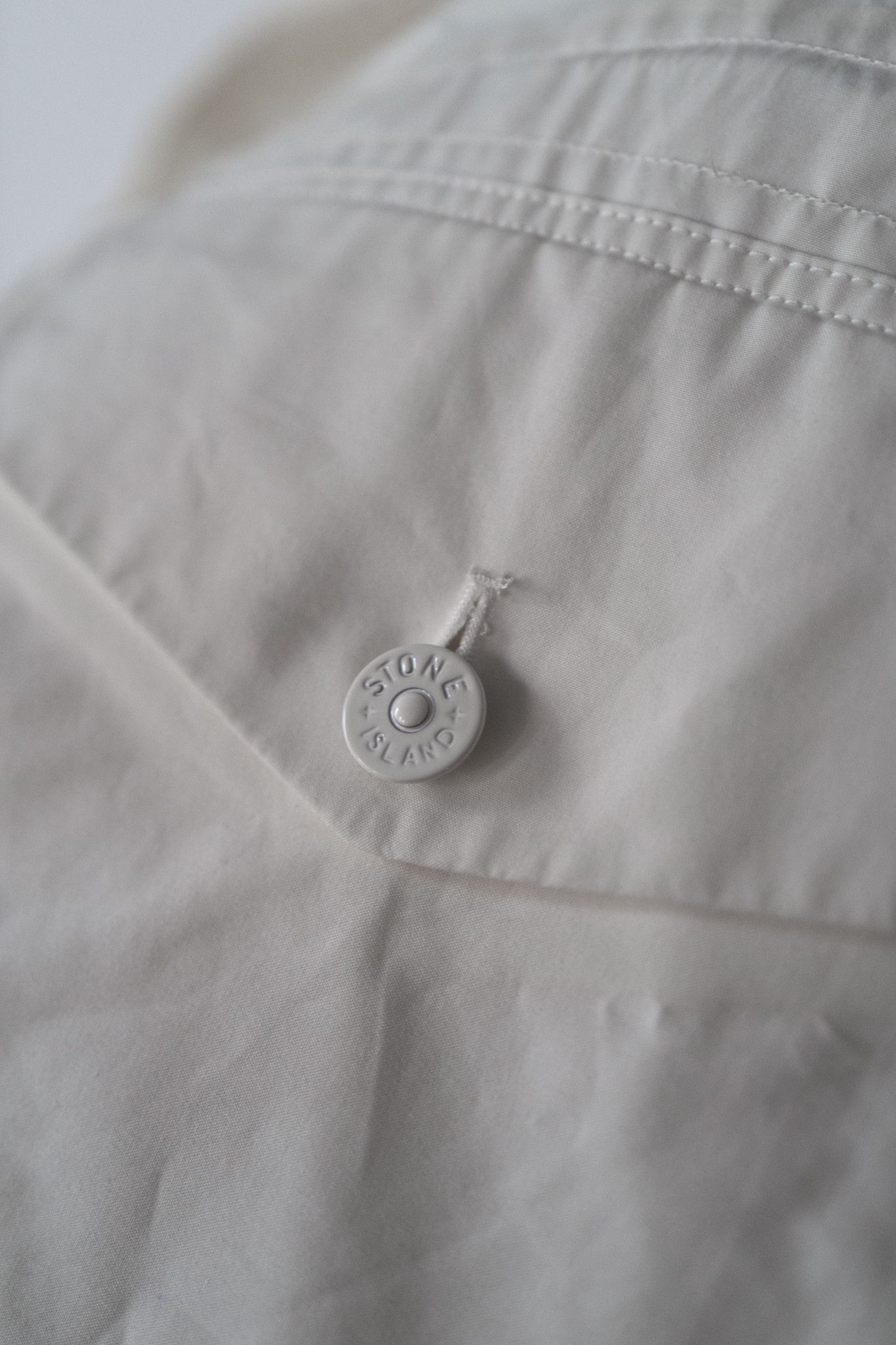 Stone Island STONE ISLAND PULLOVER PARKA GHOST PIECE WHITE SZ. L Size US L / EU 52-54 / 3 - 4 Thumbnail