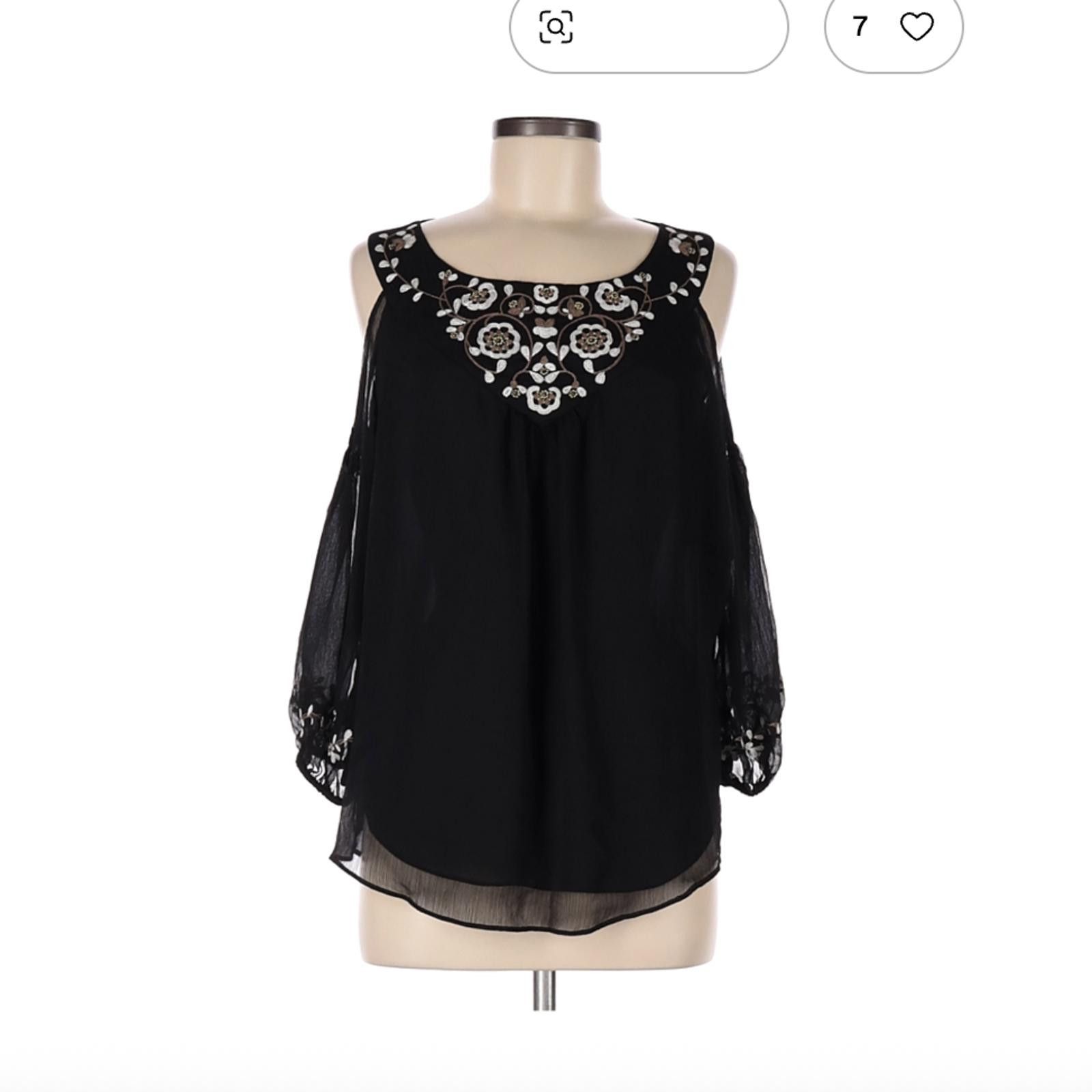 Other White House Black Market Black Cold Shoulder Blouse Size M Size M / US 6-8 / IT 42-44 - 1 Thumbnail
