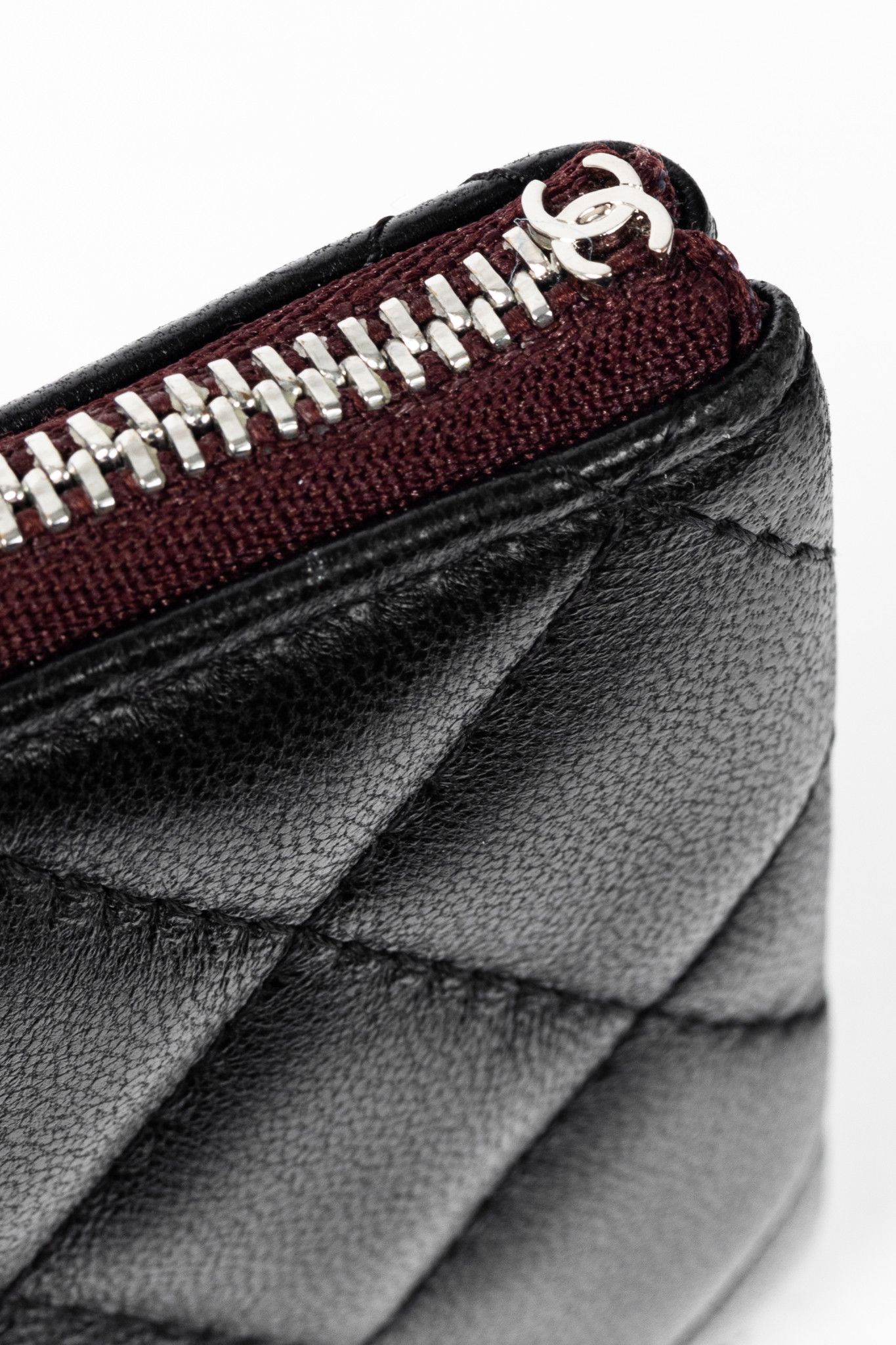 Chanel Chanel Black Lambskin Classic Zipped O Pouch Size ONE SIZE - 8 Thumbnail