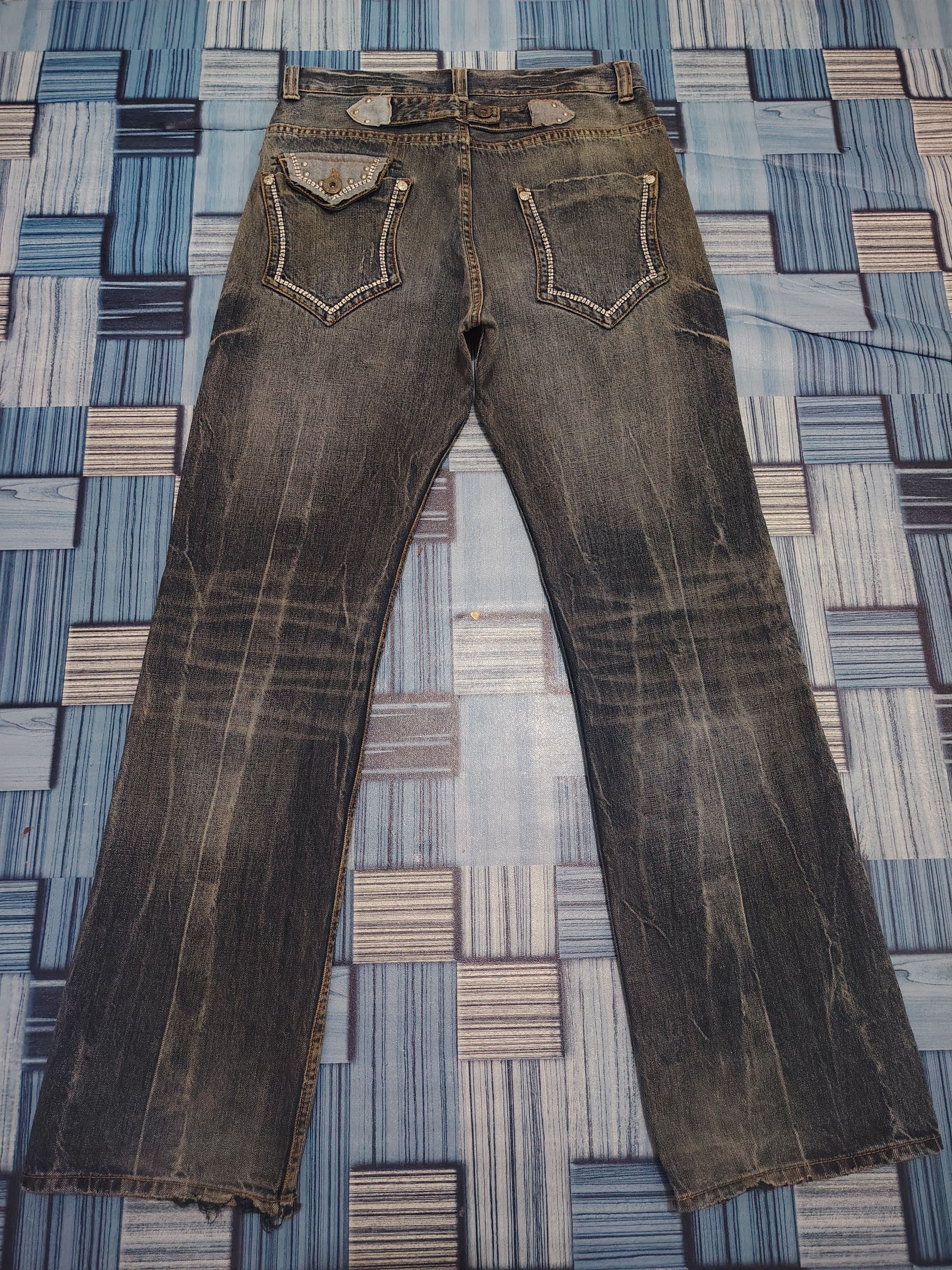 Tornado Mart Japanese Oririn Buckle Back Flared Jeans Distressed Denim Size US 31 - 15 Thumbnail